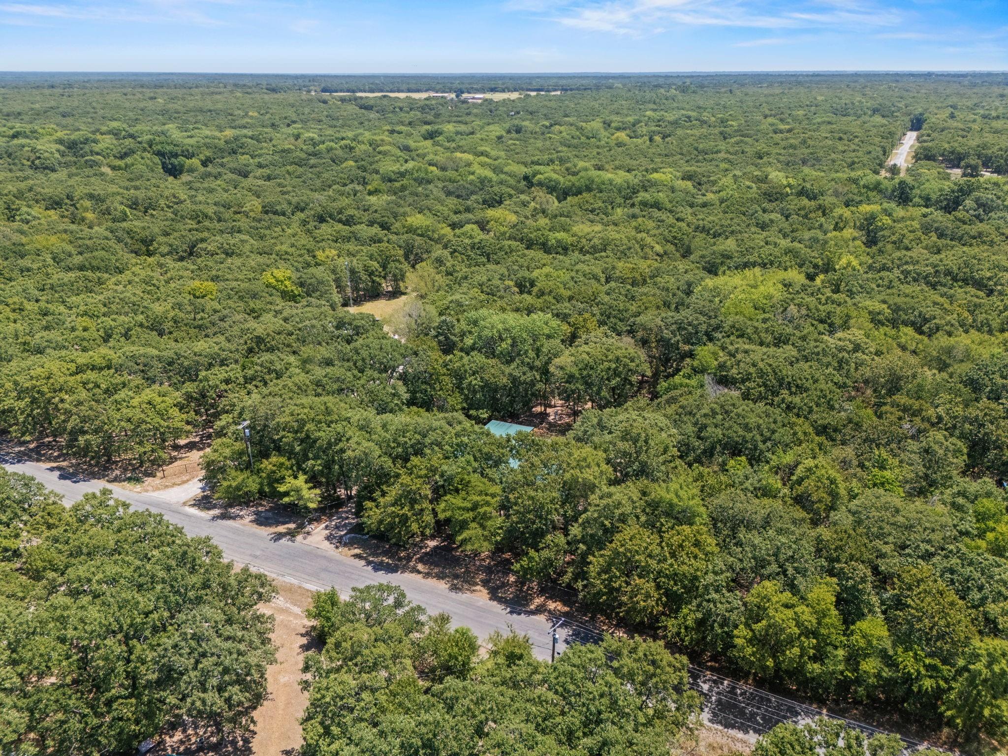 main property photo 33