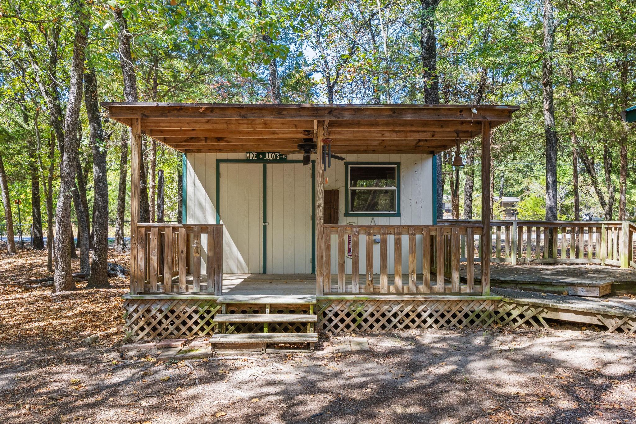 main property photo 6
