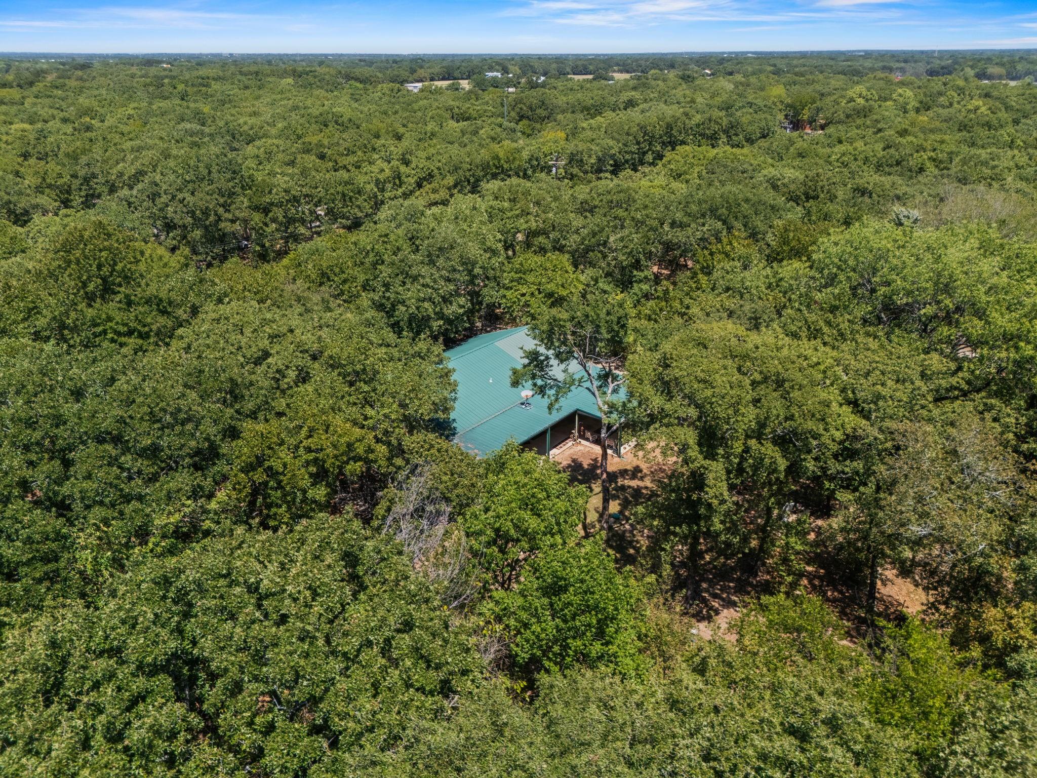 main property photo 9