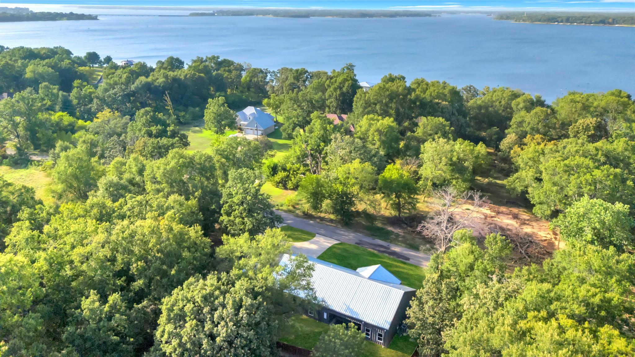 main property photo 15