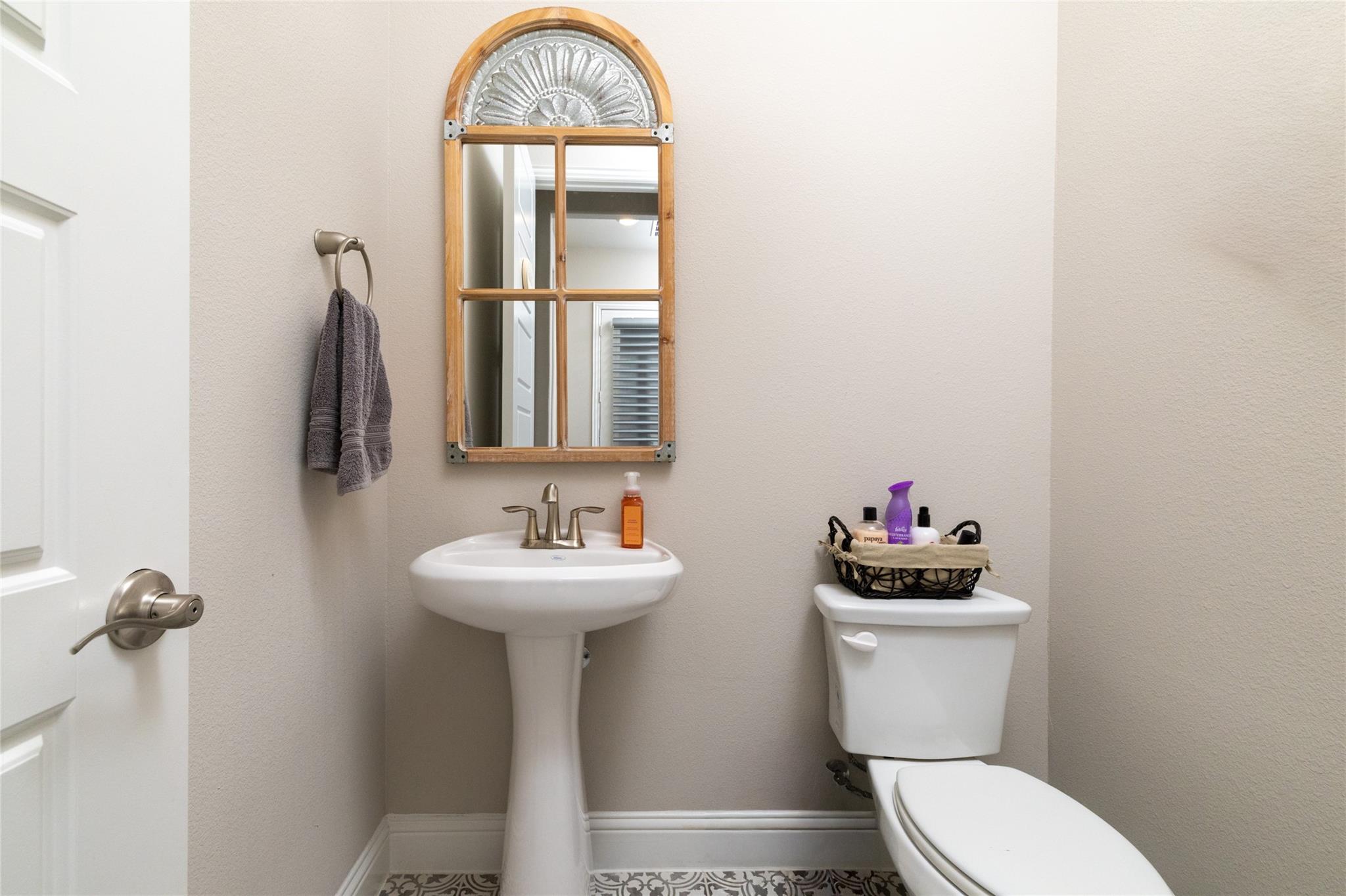 main property photo 14