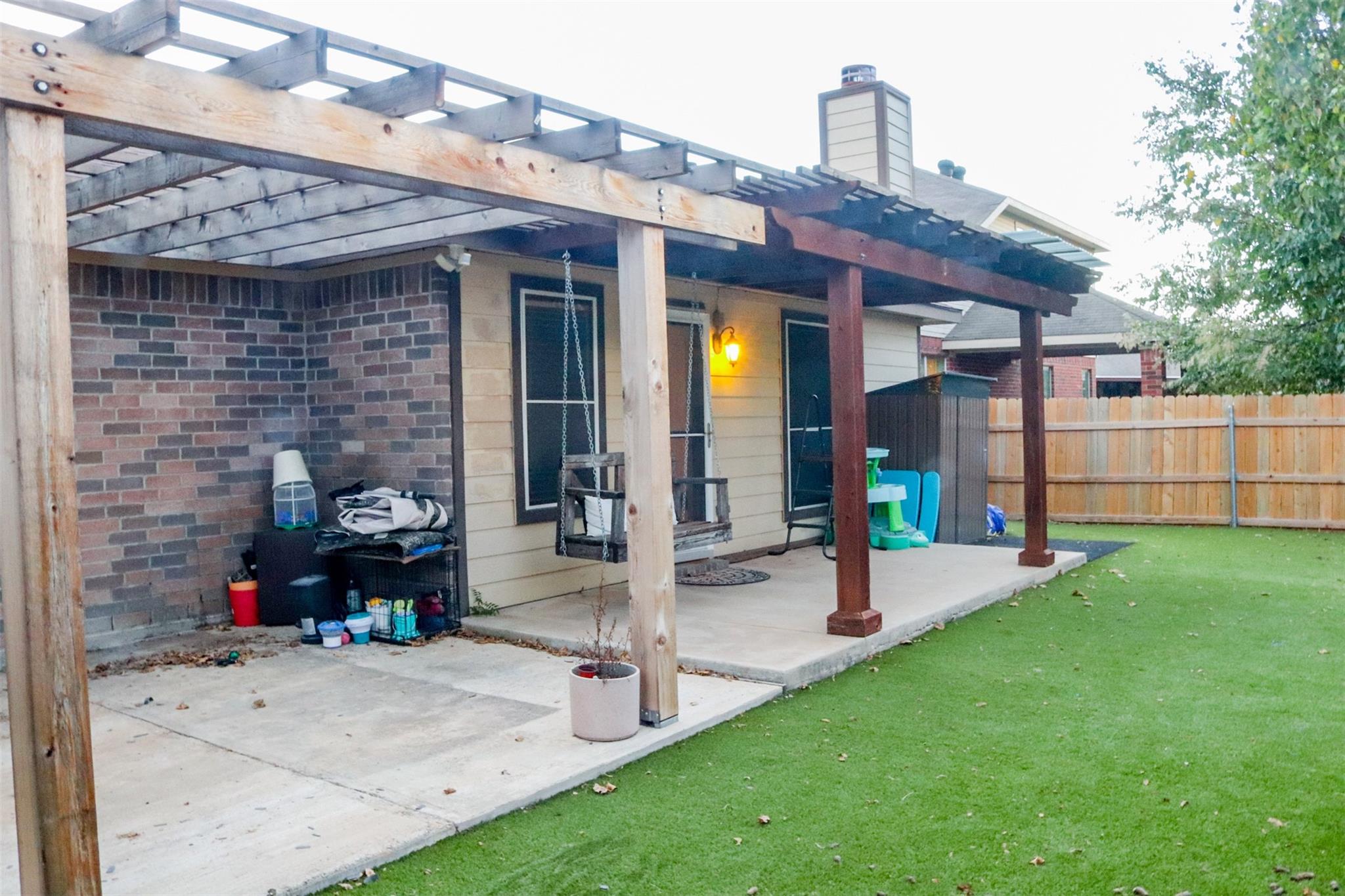main property photo 4