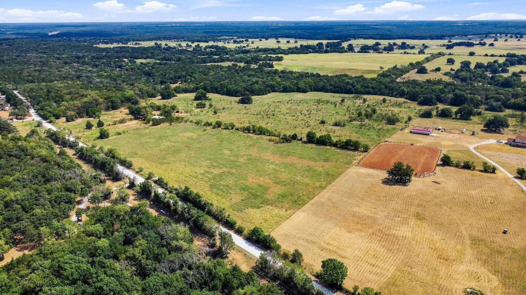 main property photo 8