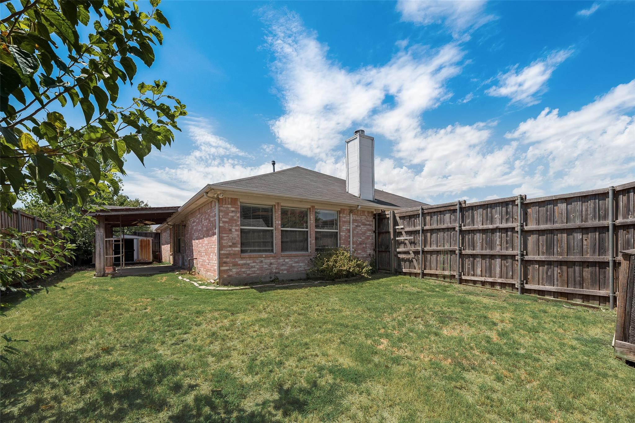 main property photo 29