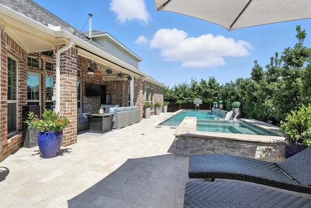 main property photo 20
