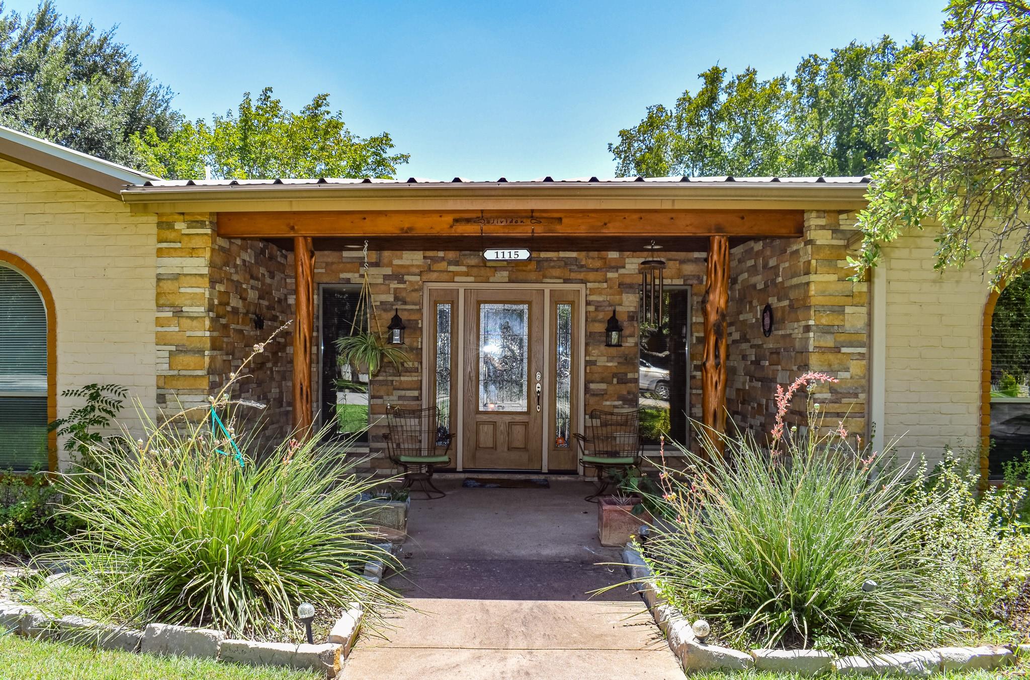 main property photo 1