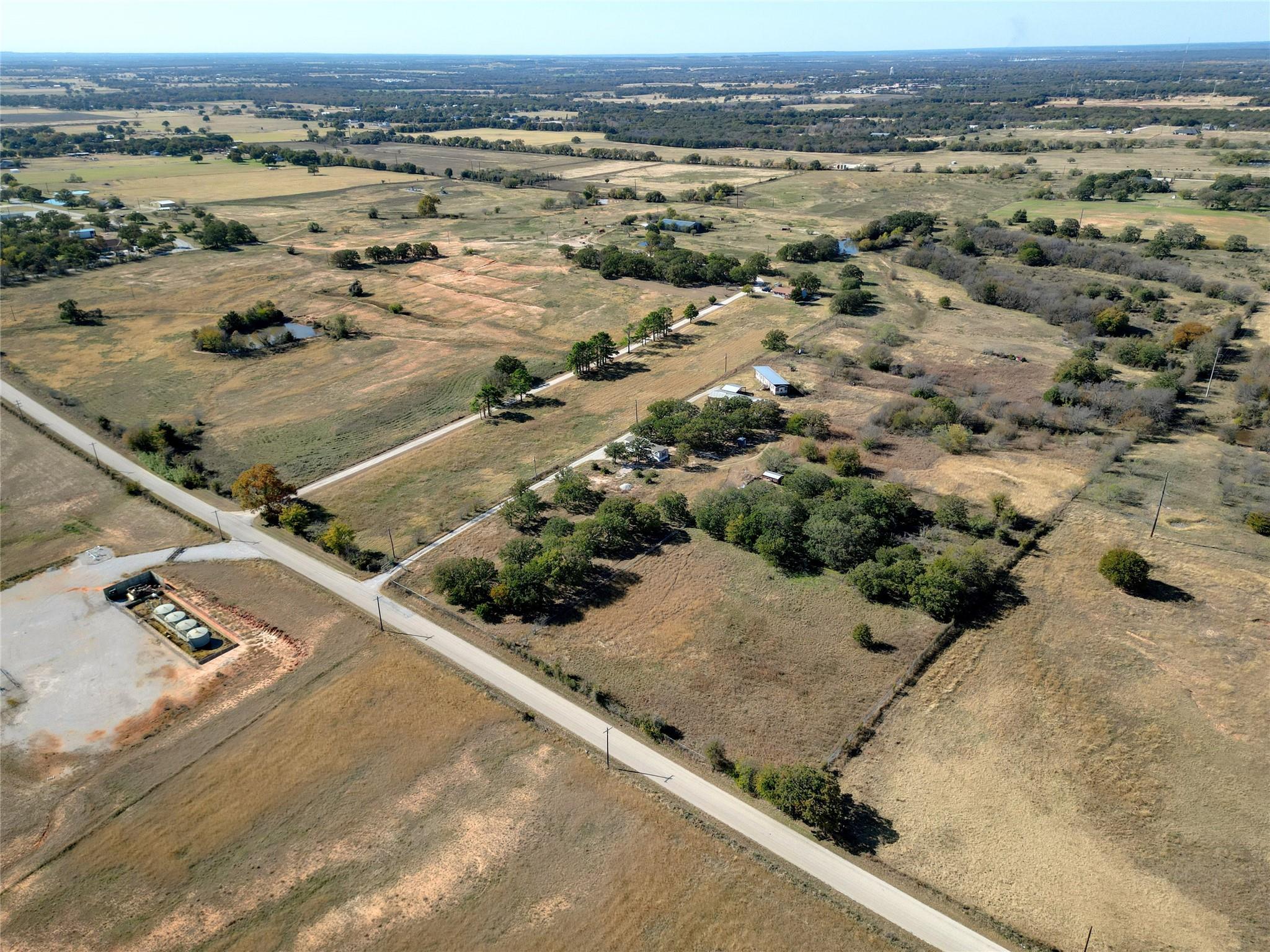 main property photo 8