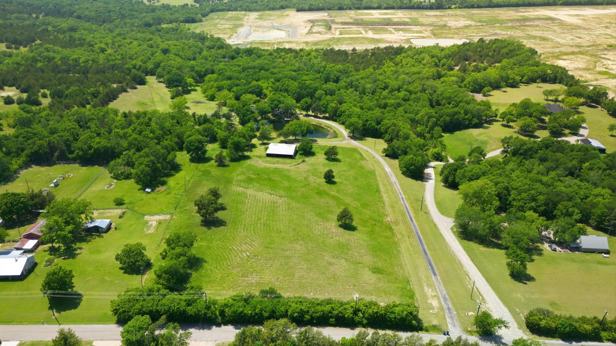 main property photo 3
