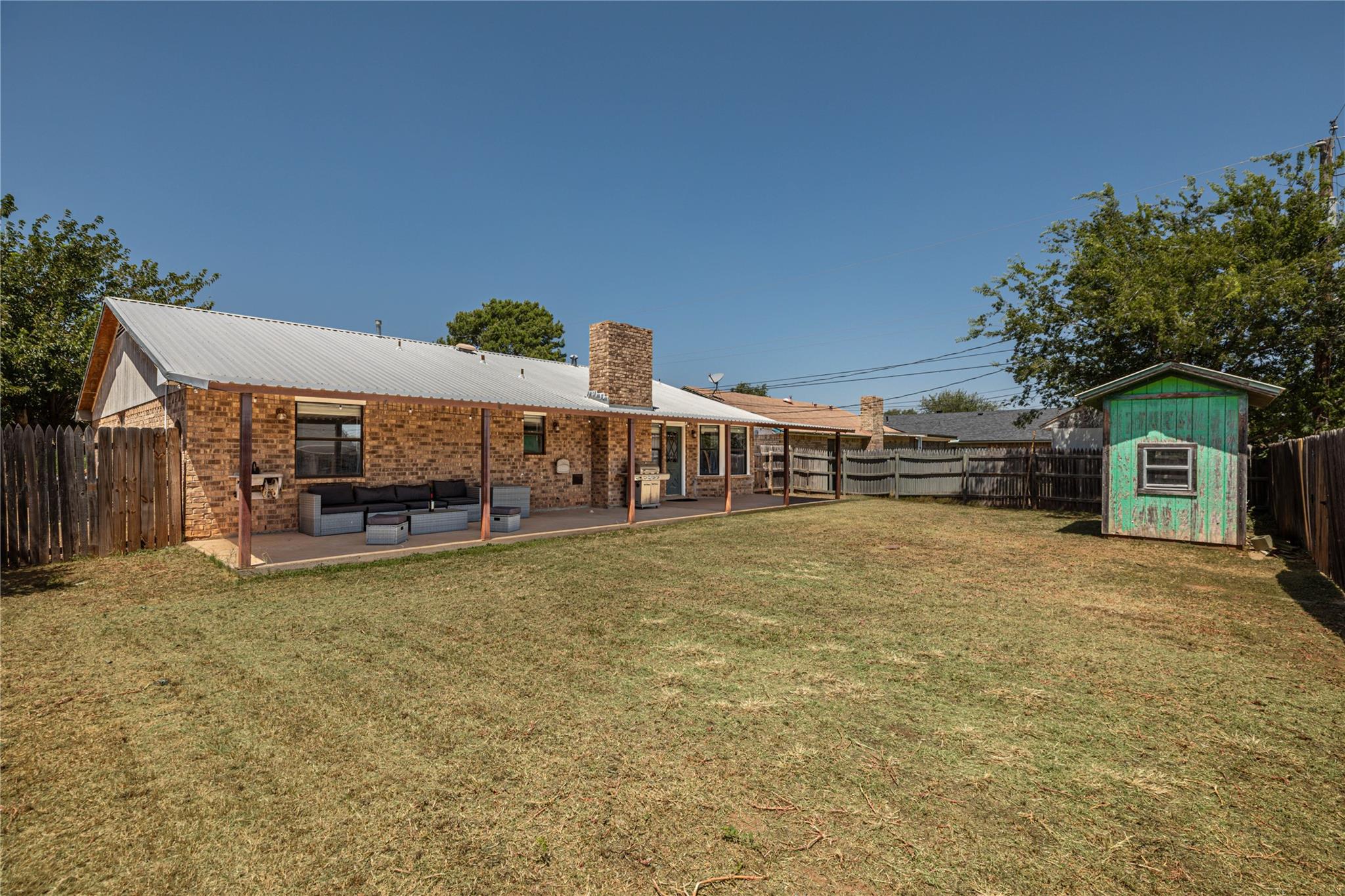 main property photo 34