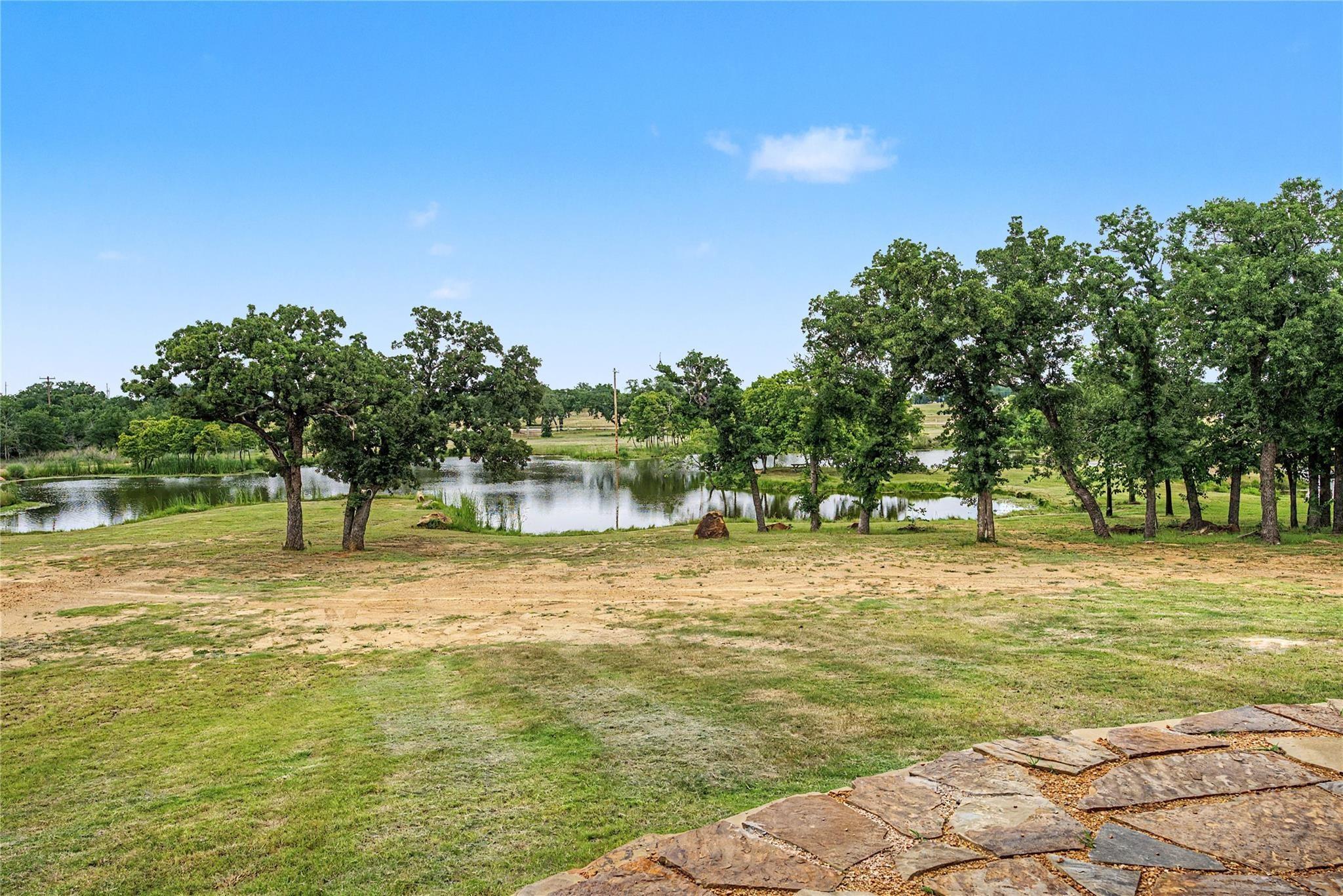 main property photo 13