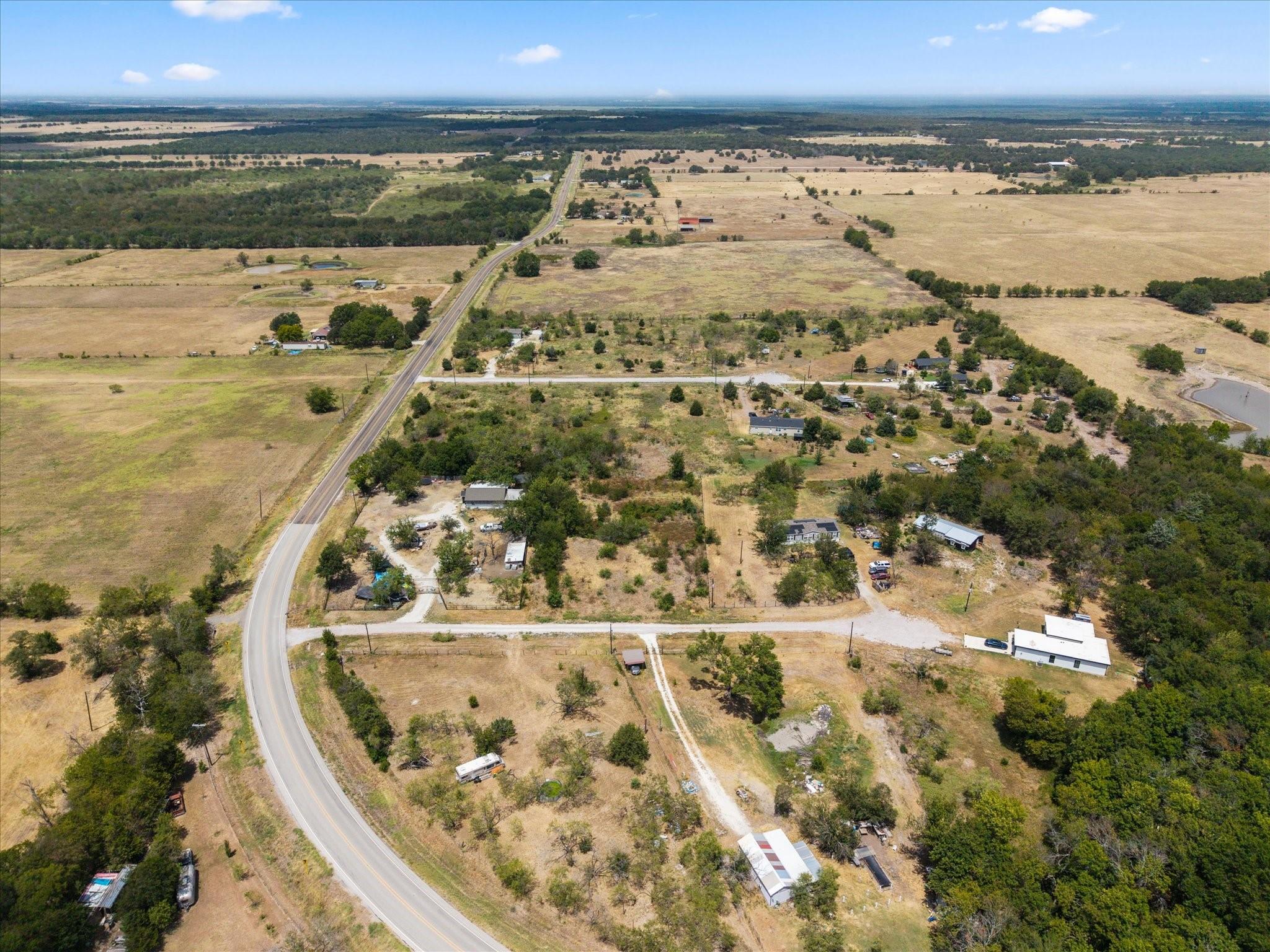 main property photo 16