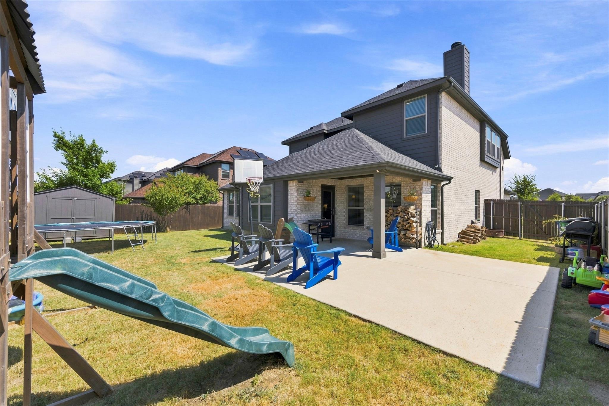 main property photo 26