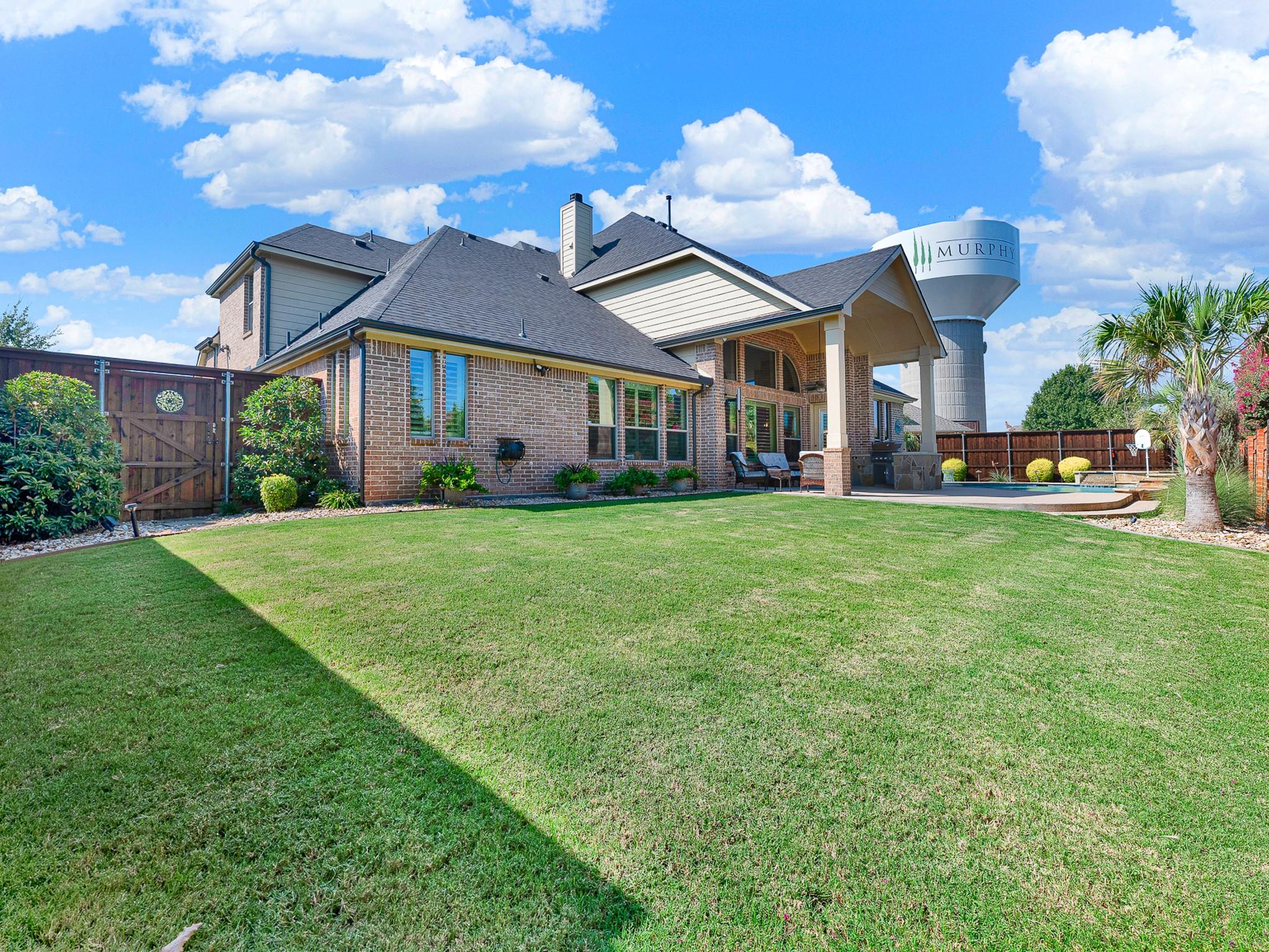 main property photo 33