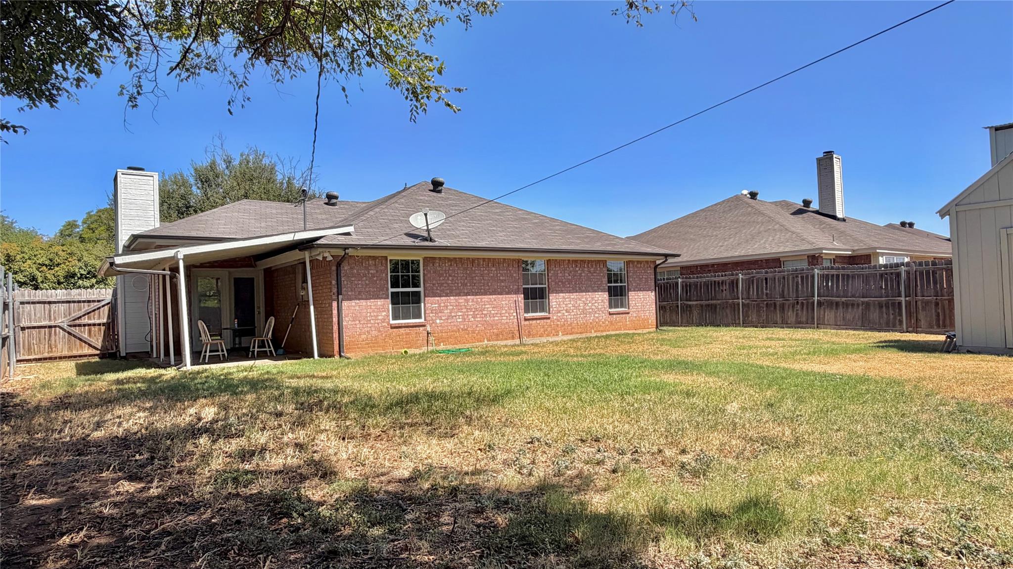 main property photo 35