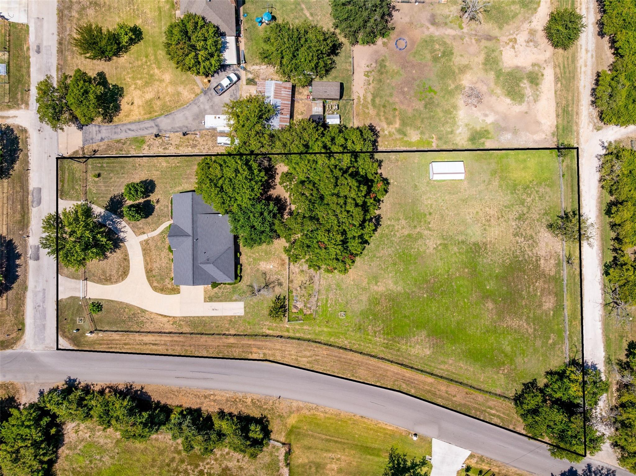main property photo 24
