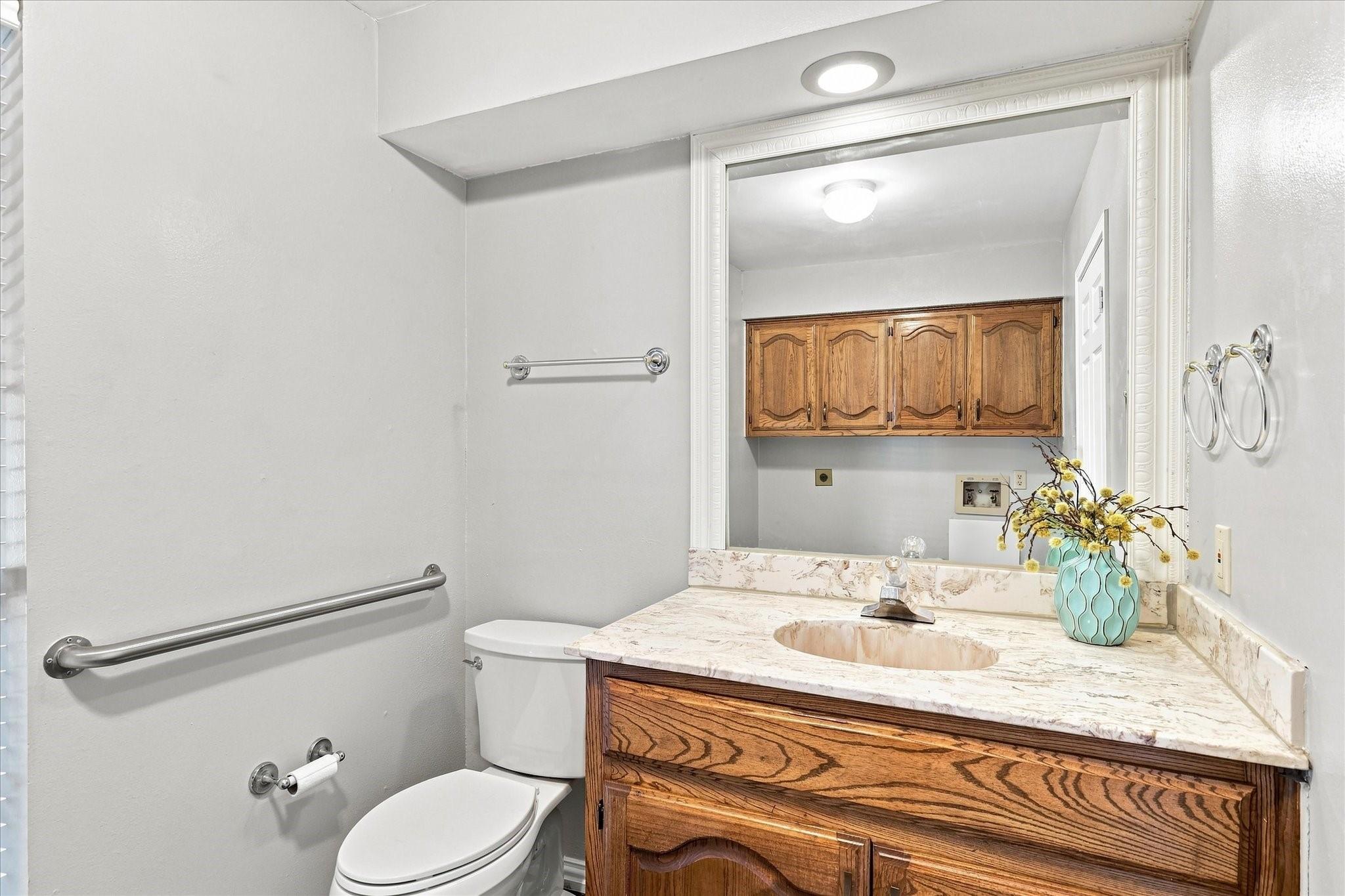 main property photo 31