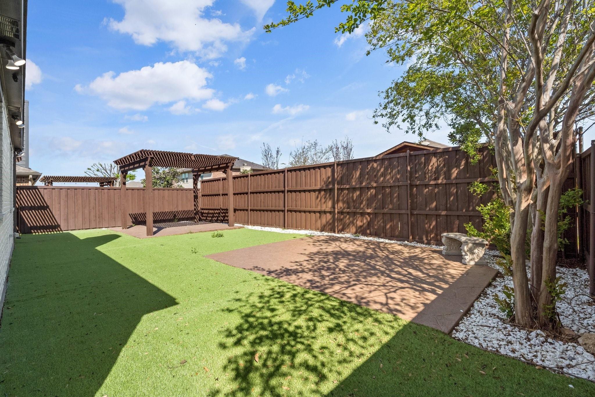 main property photo 33