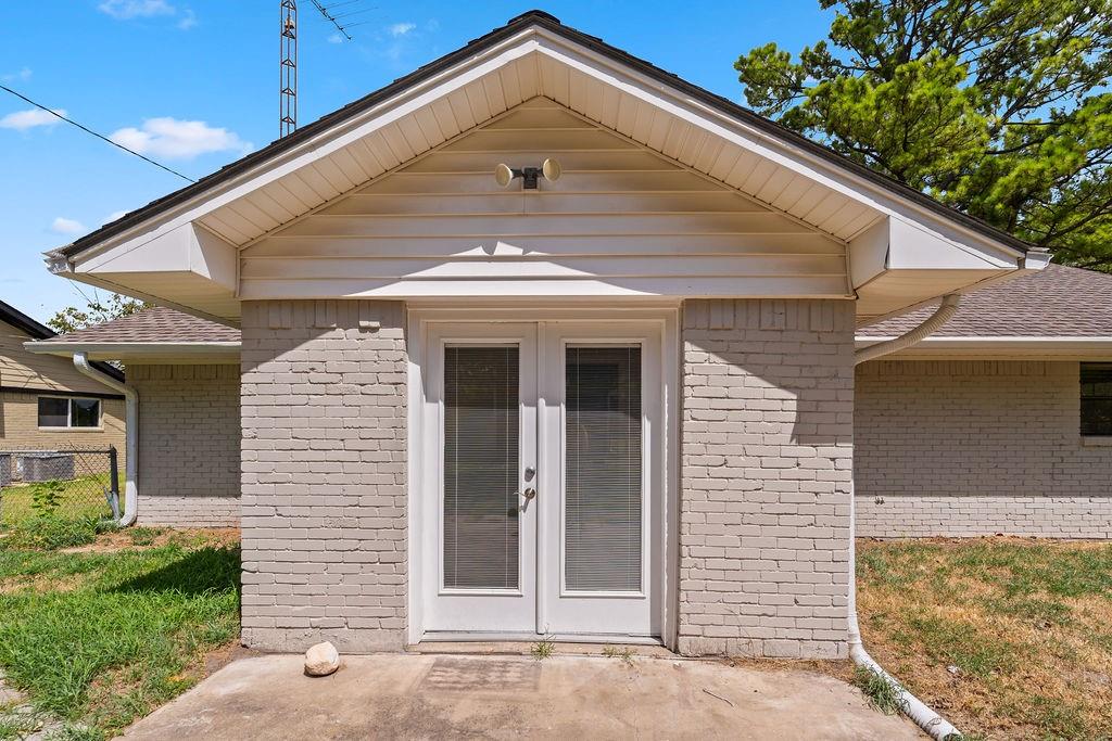 main property photo 21