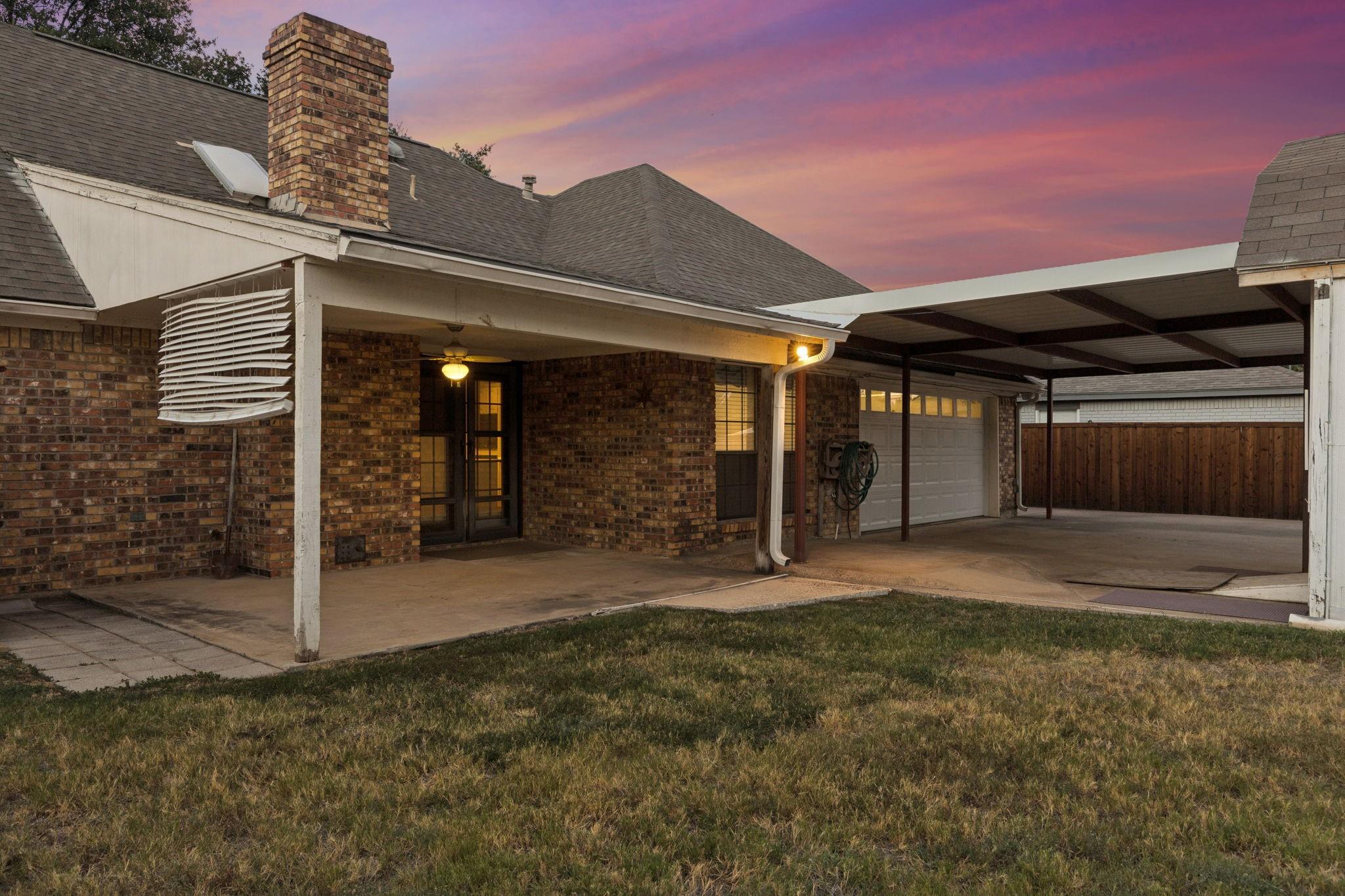 main property photo 23