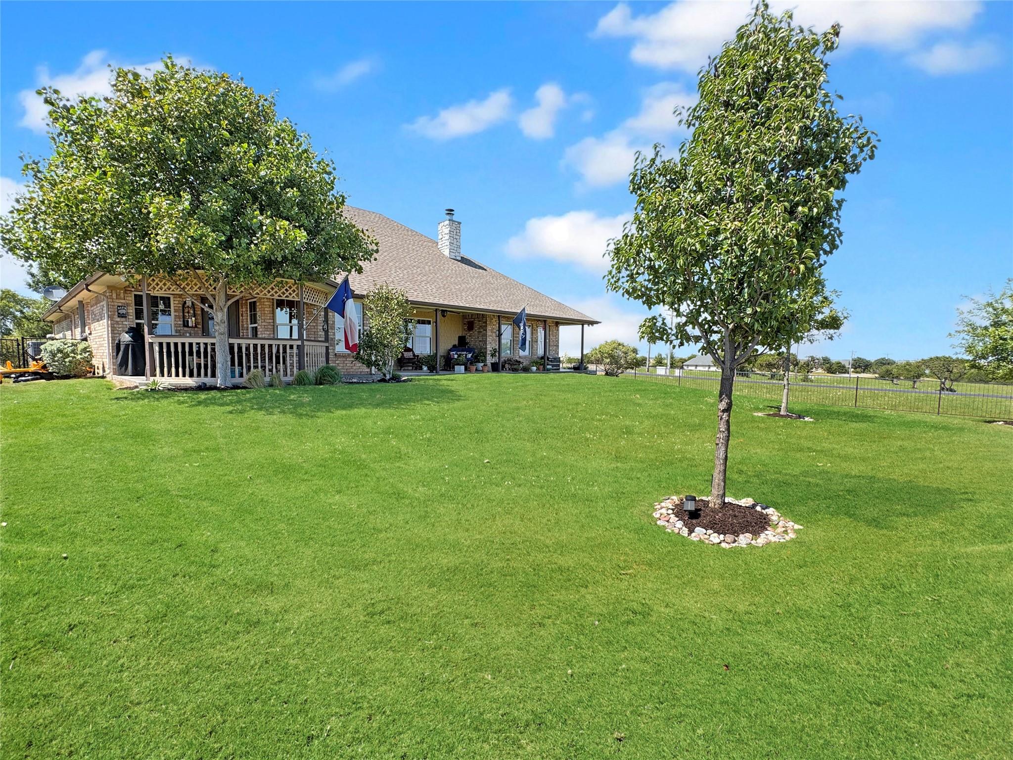 main property photo 29