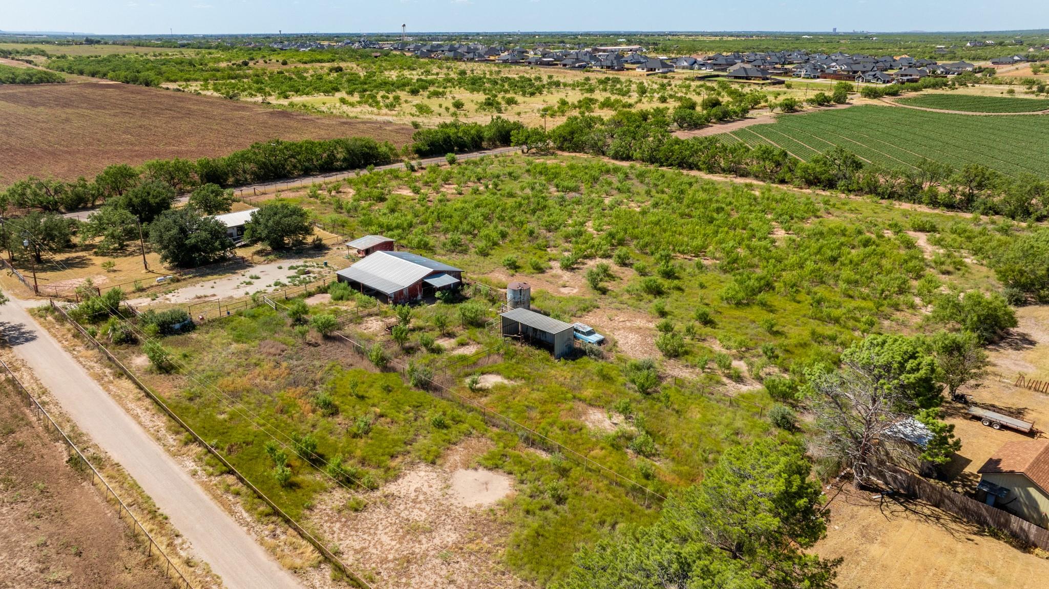 main property photo 5