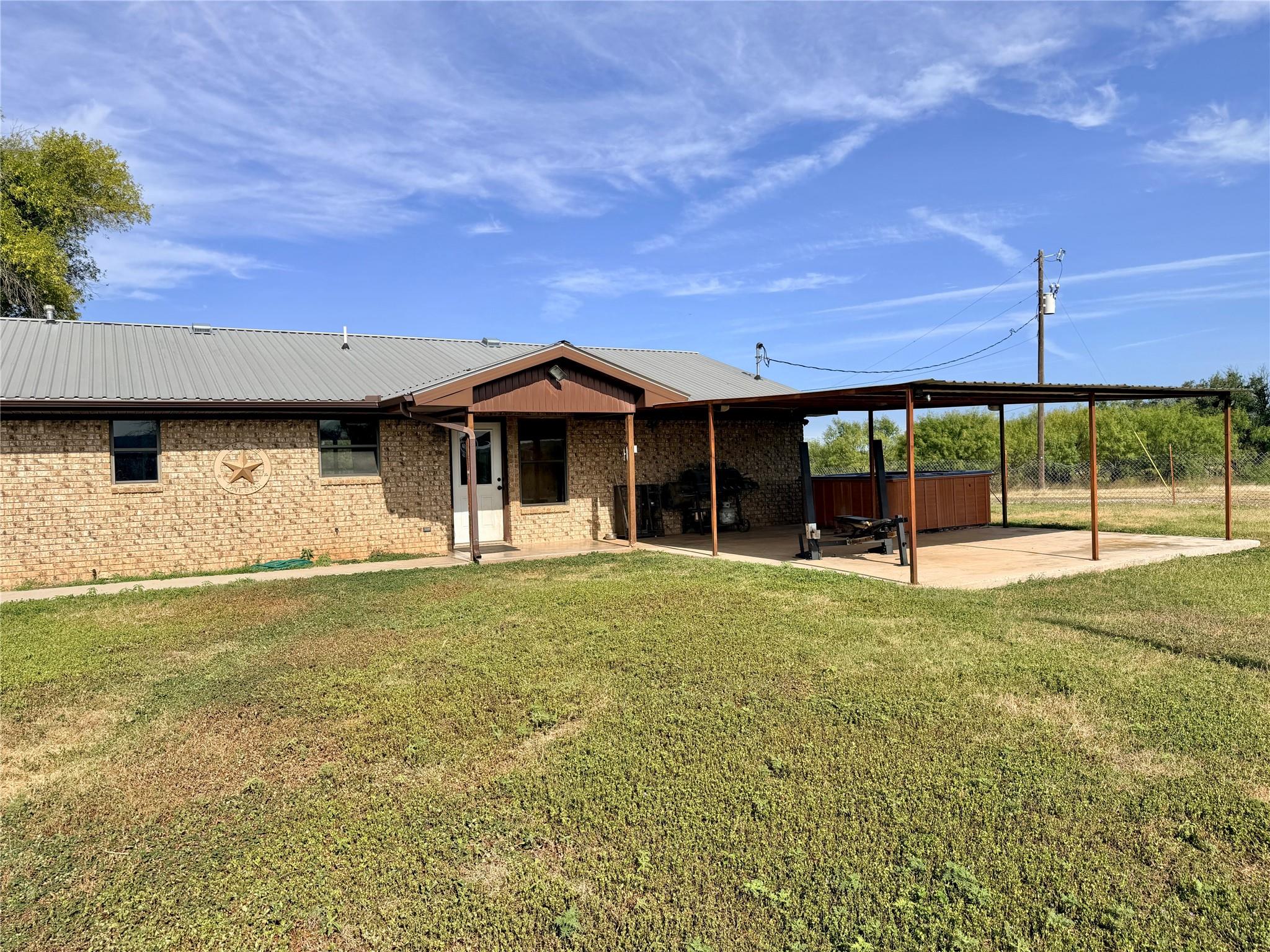 main property photo 25