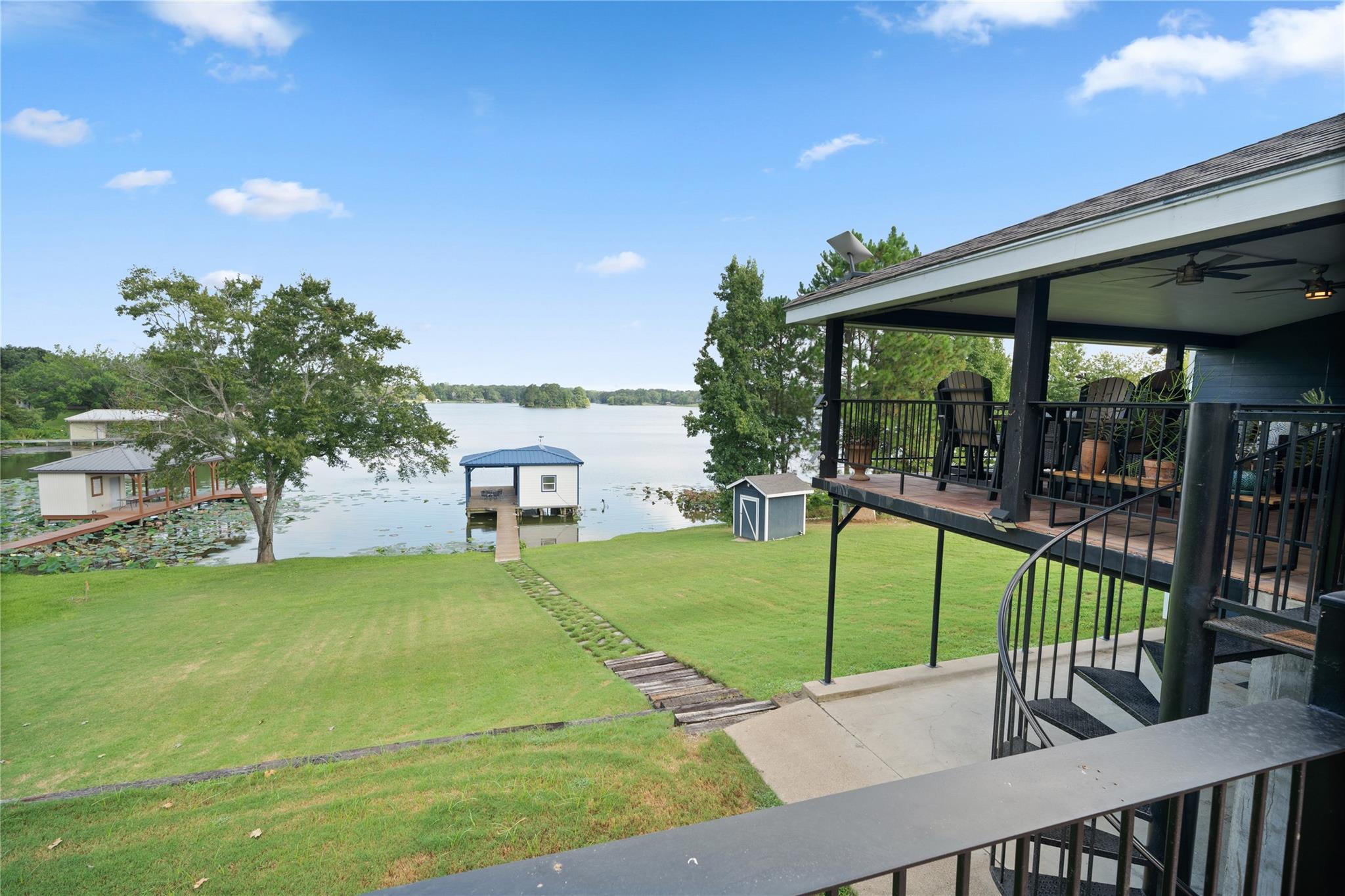 main property photo 38