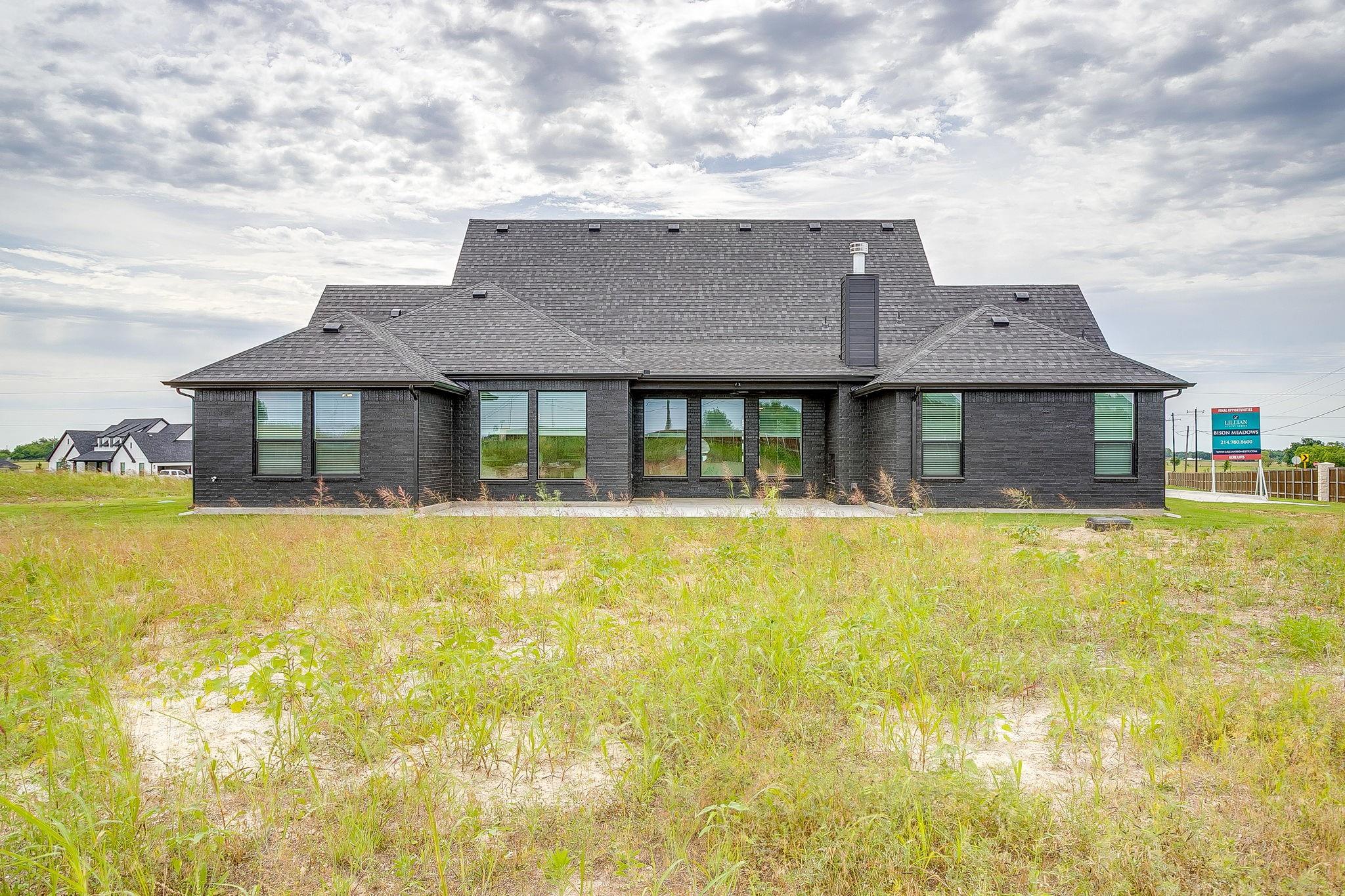 main property photo 34