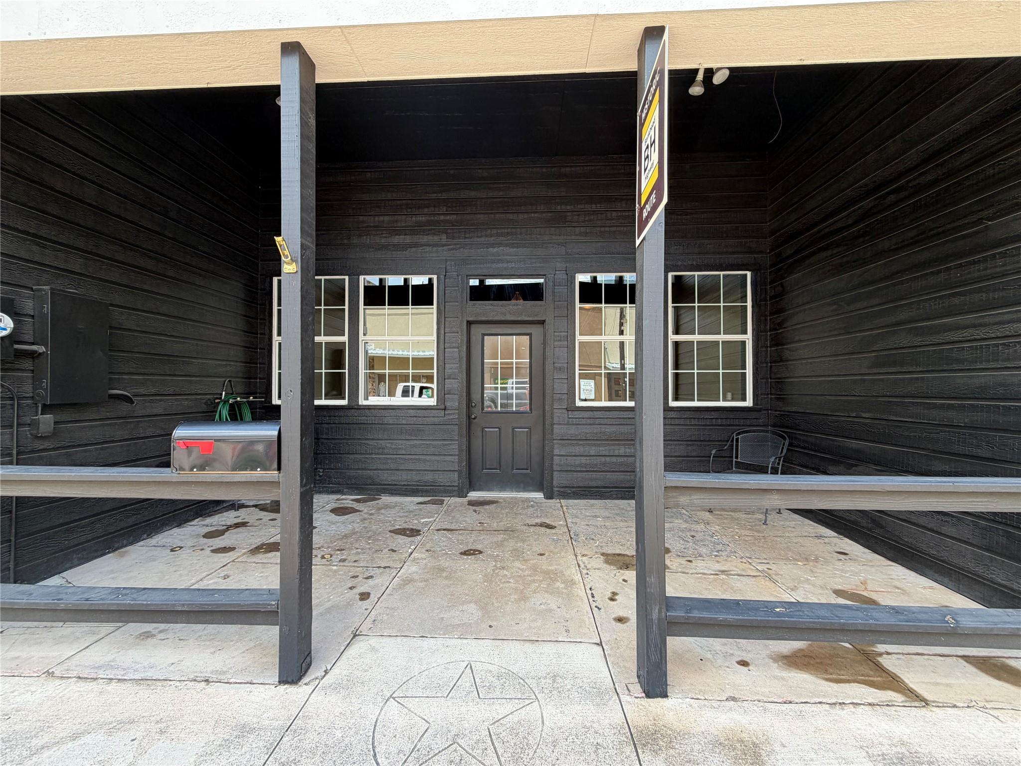 main property photo 18