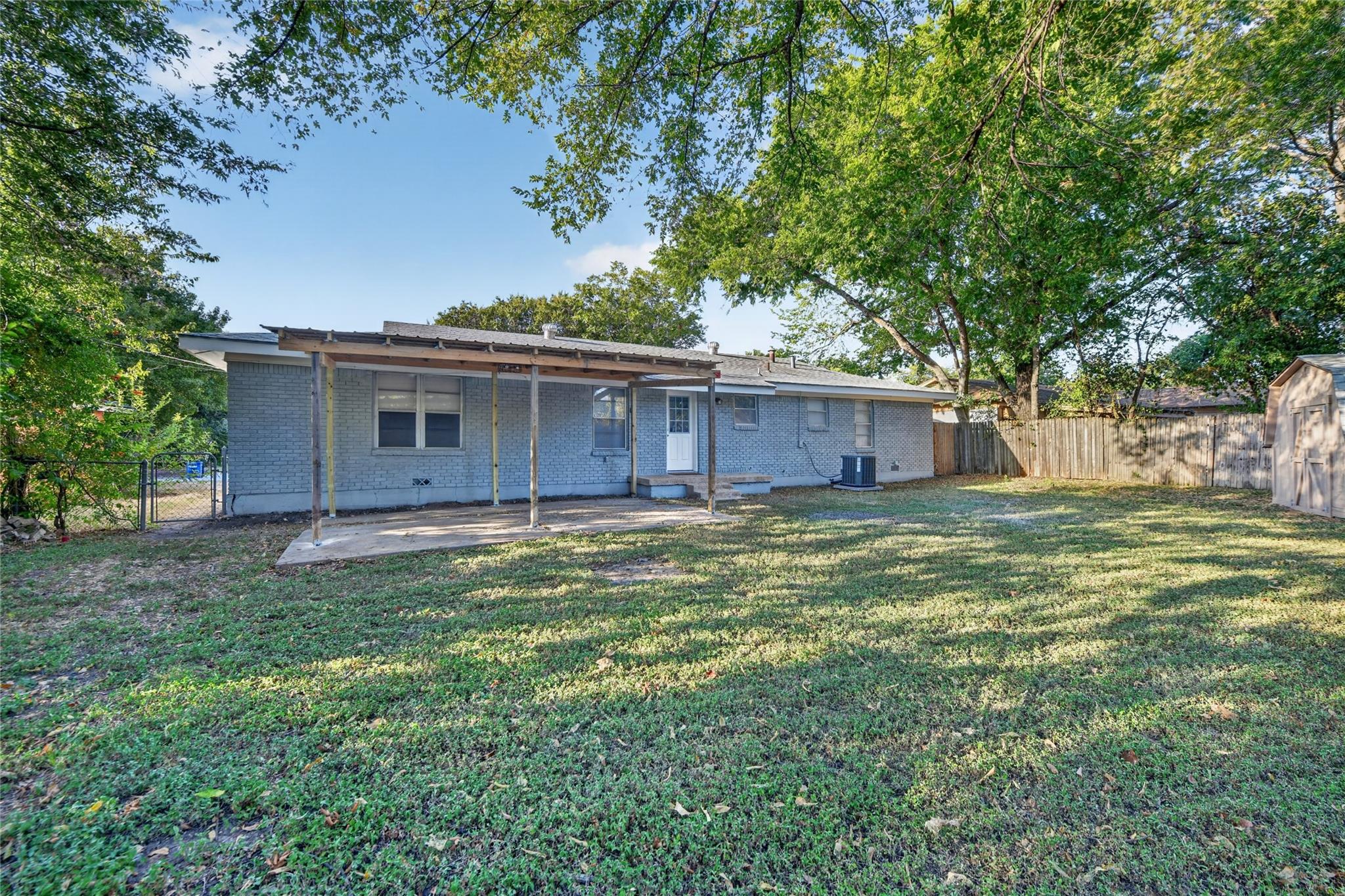 main property photo 21