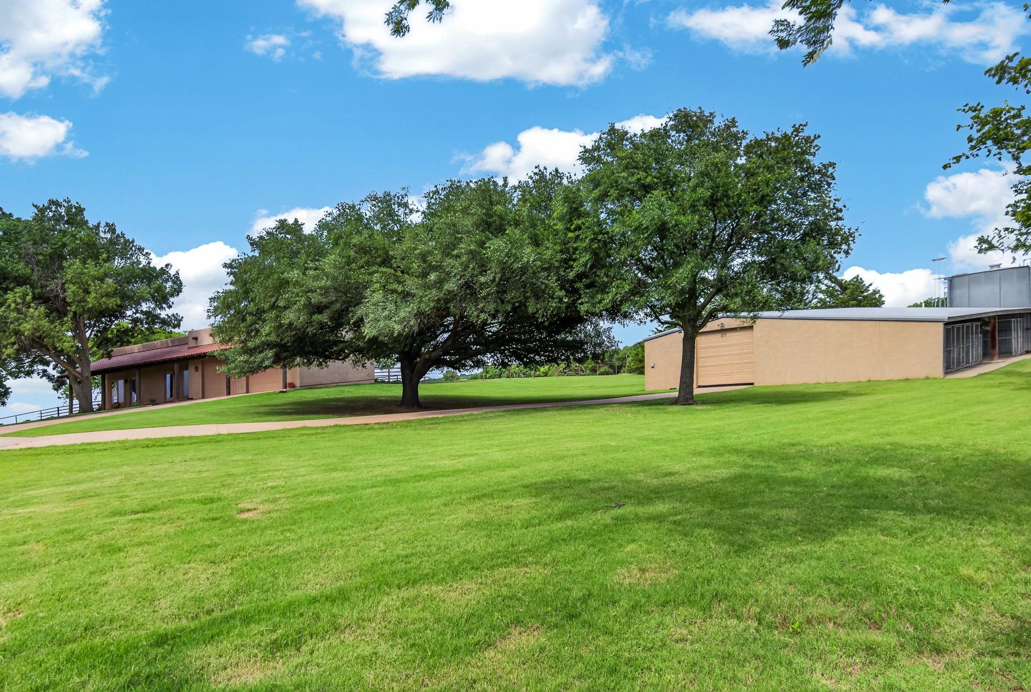 main property photo 38