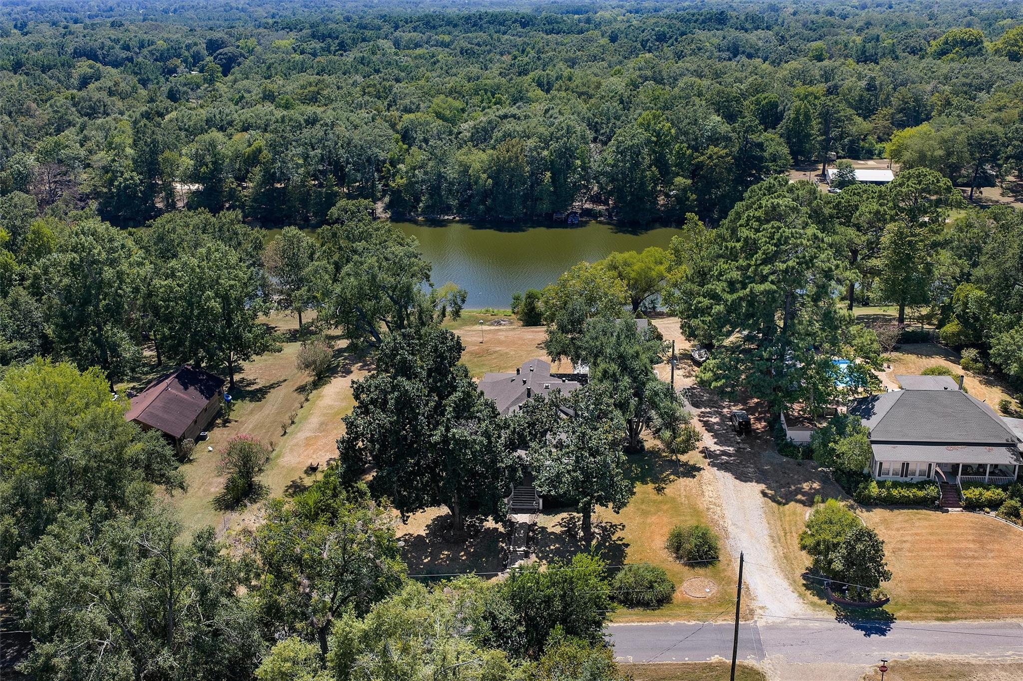 main property photo 0