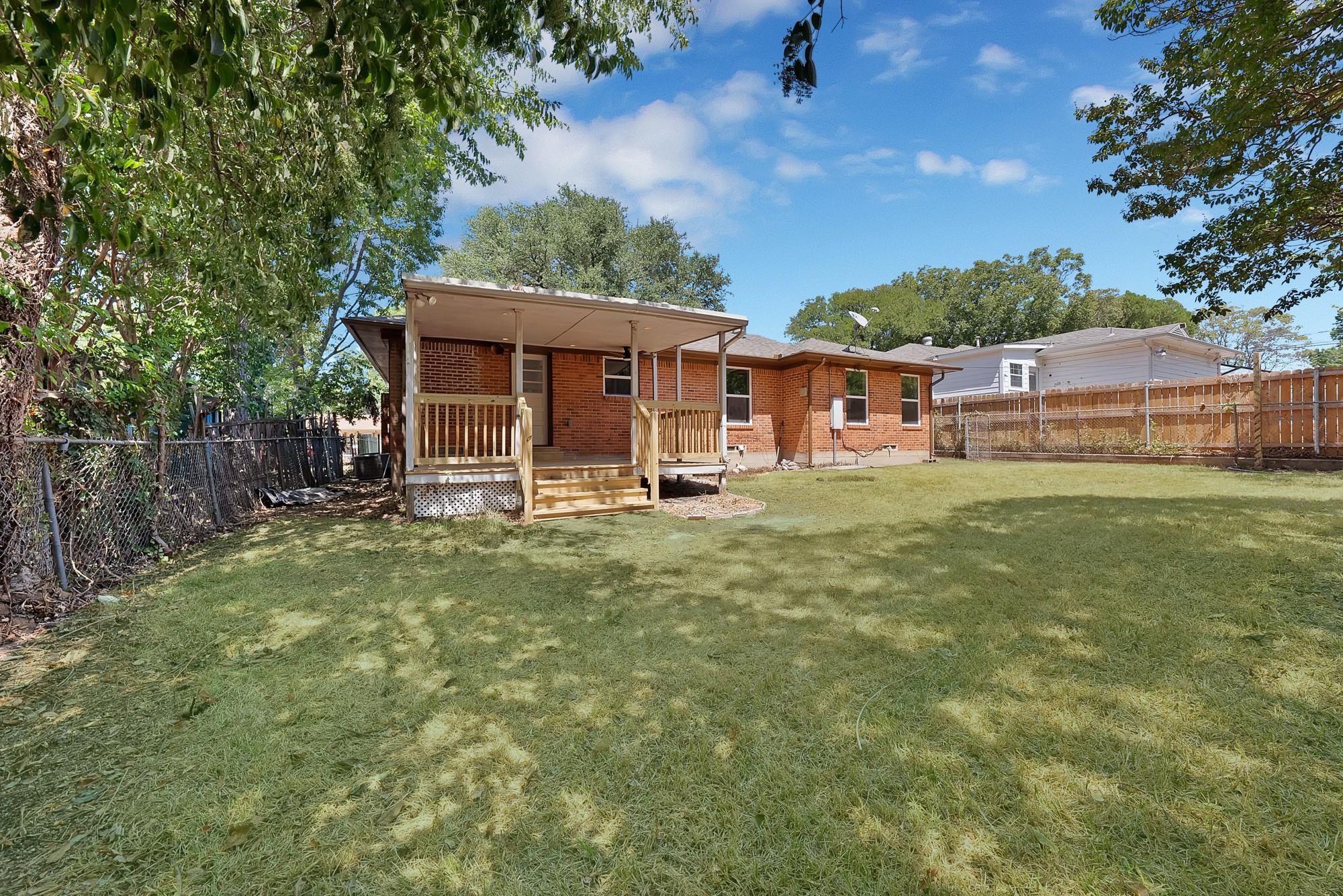 main property photo 31