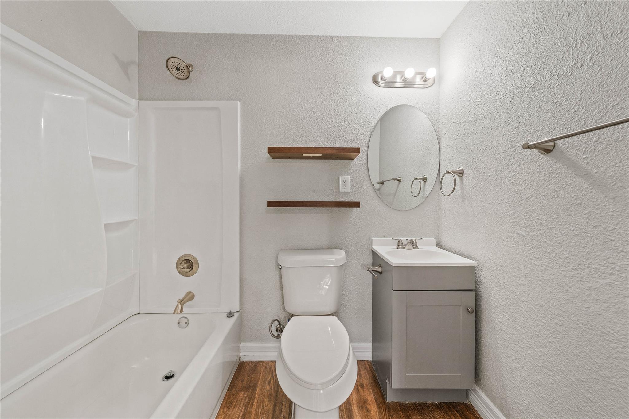 property viewer photo 12