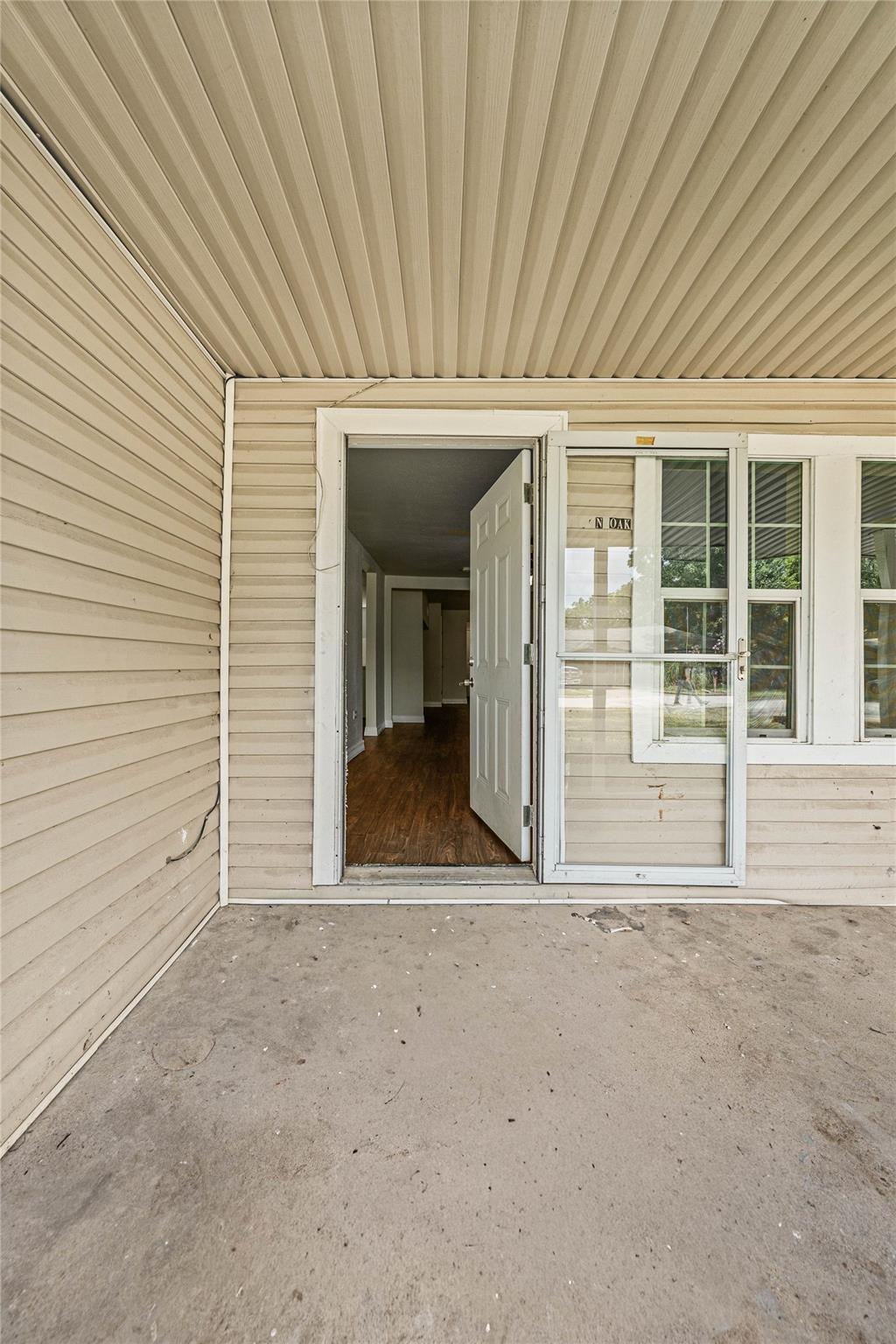 property viewer photo 2
