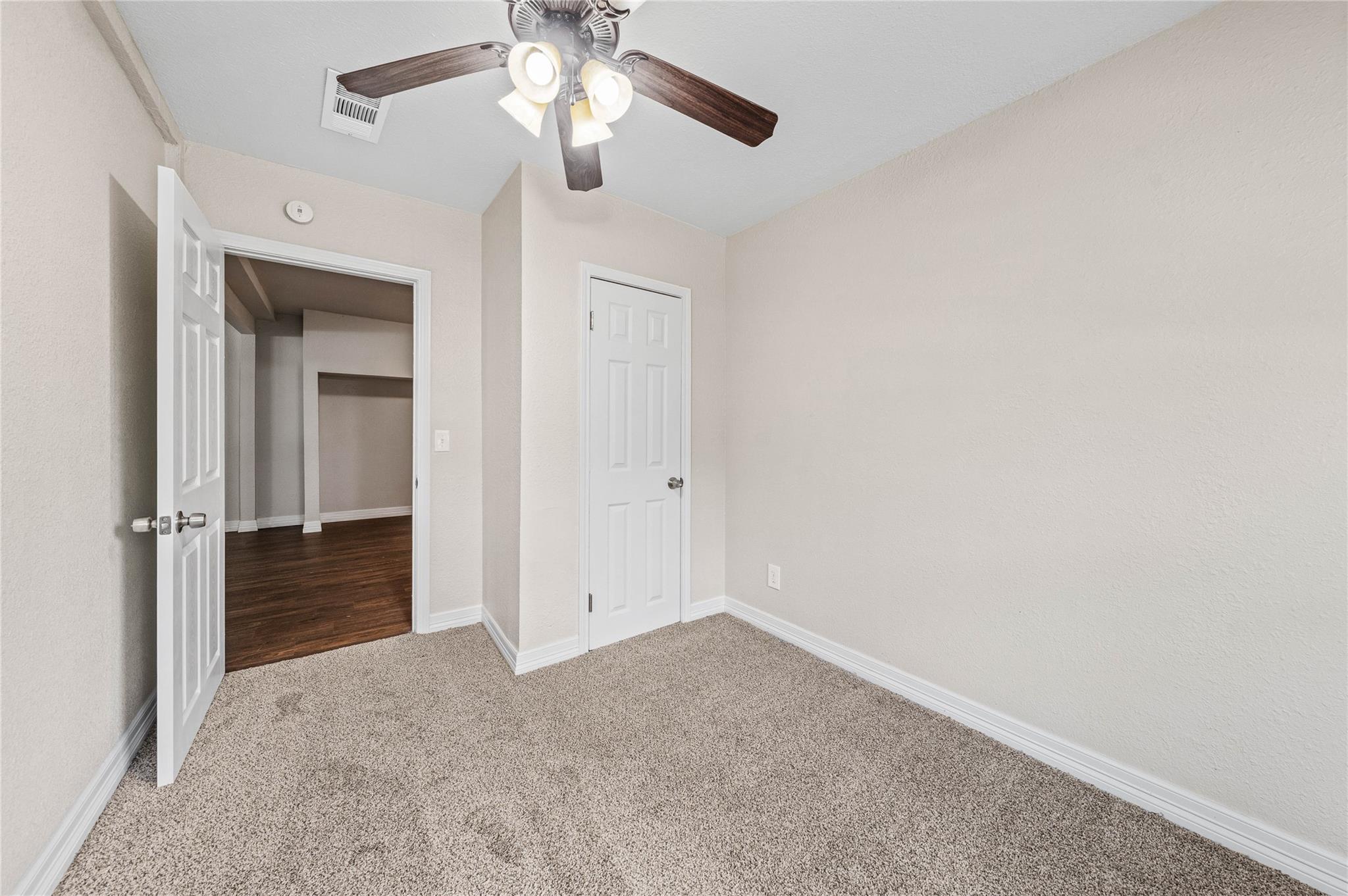 property viewer photo 22