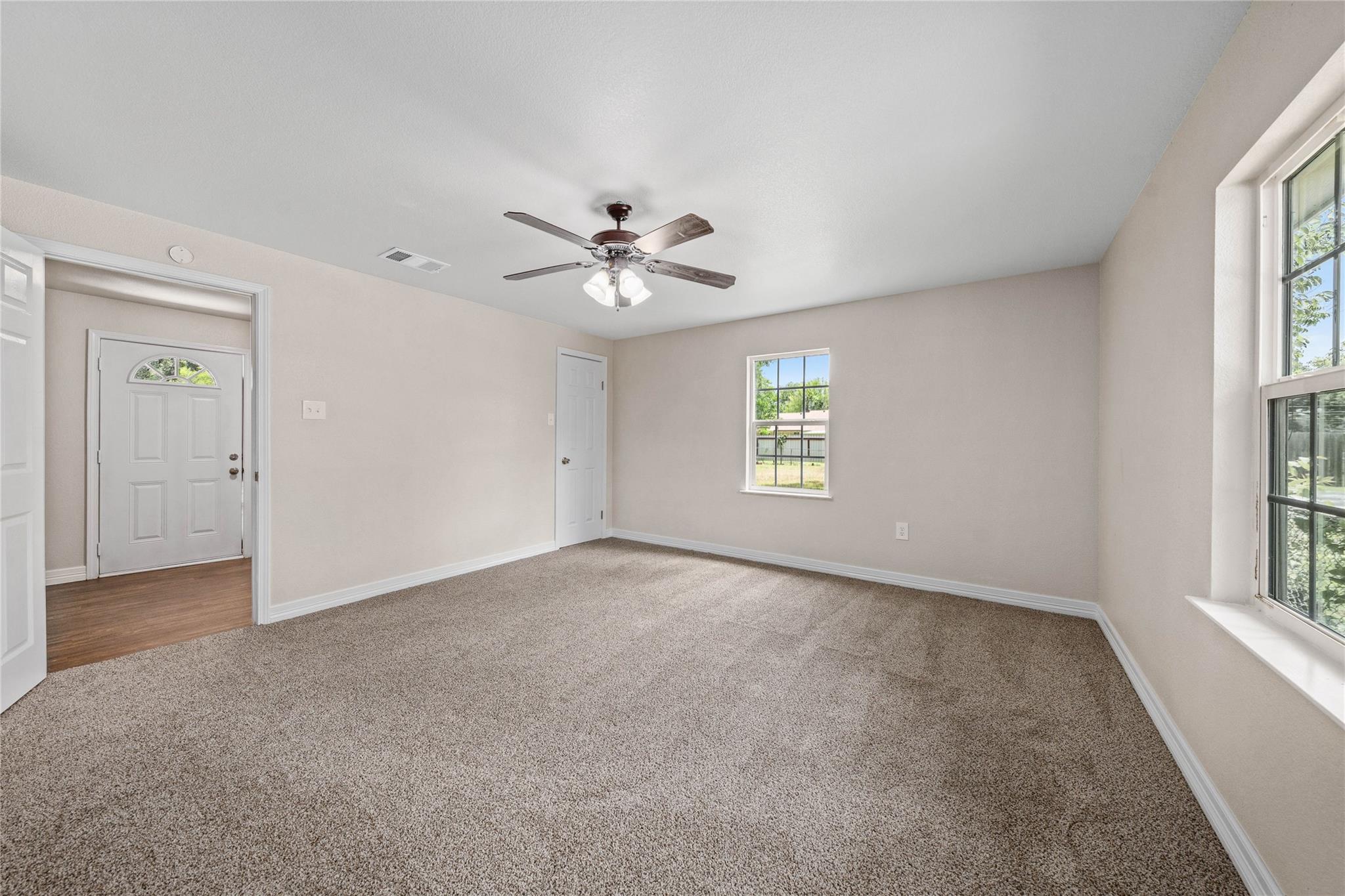 property viewer photo 27