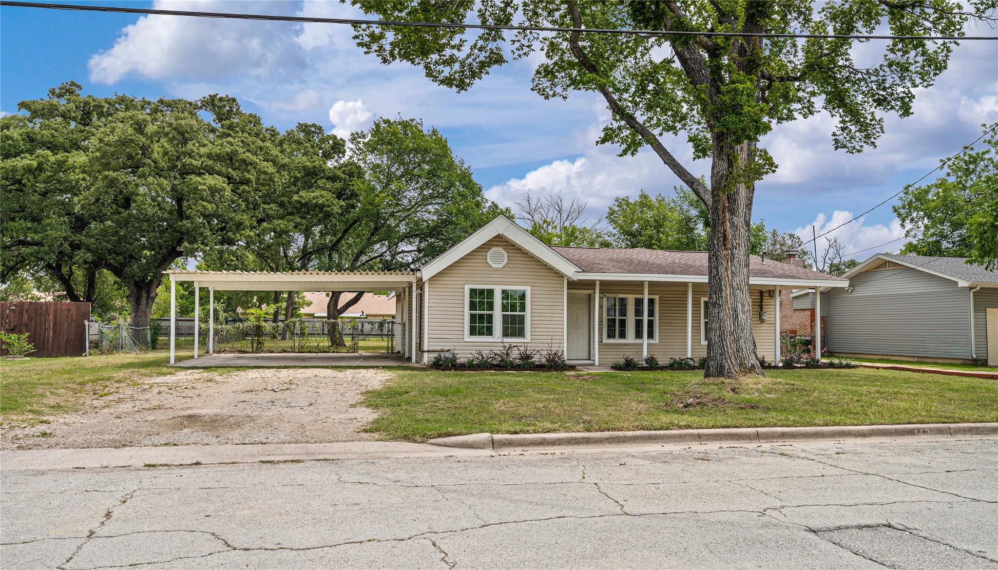 property viewer photo 38