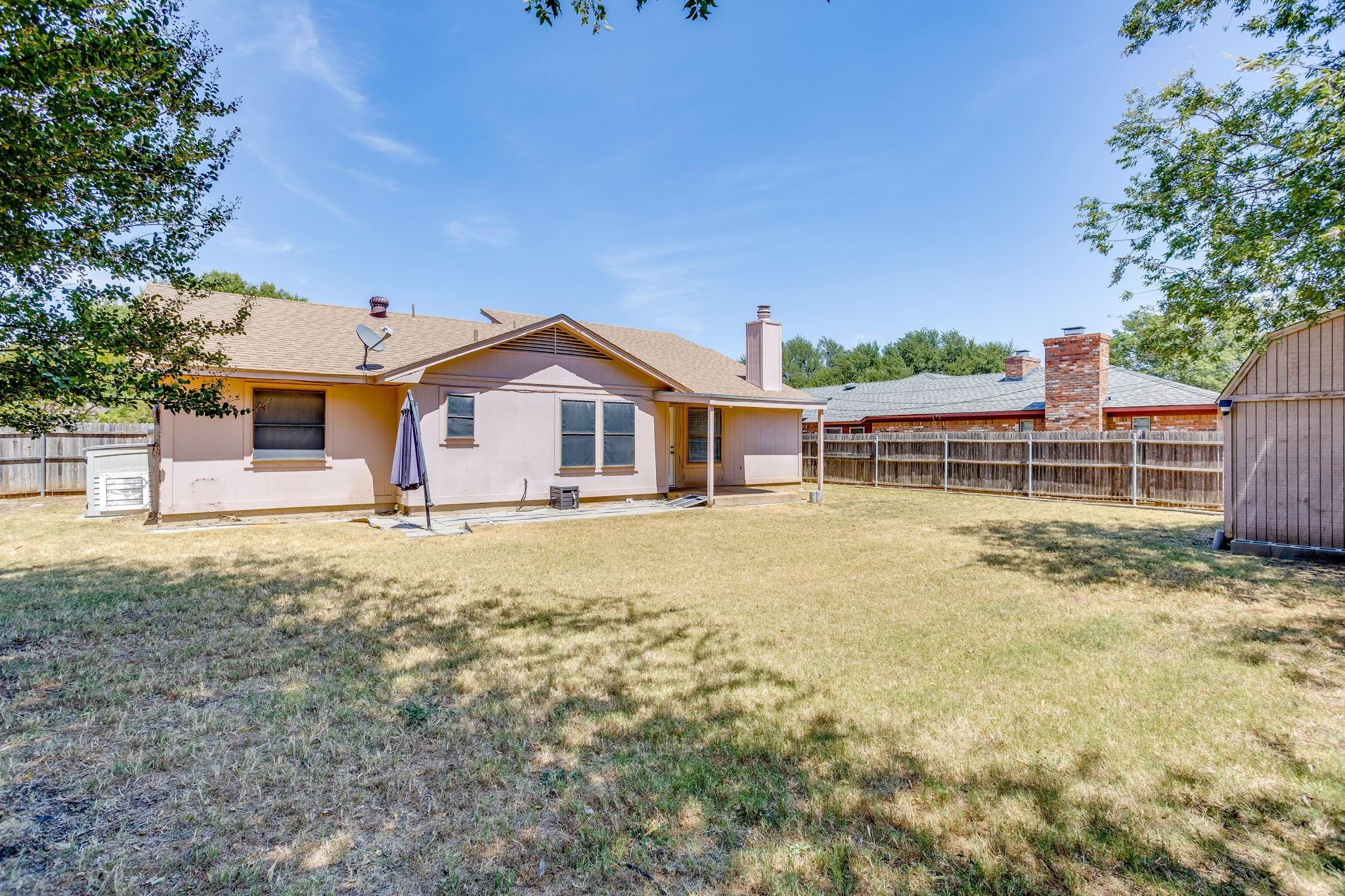 main property photo 37