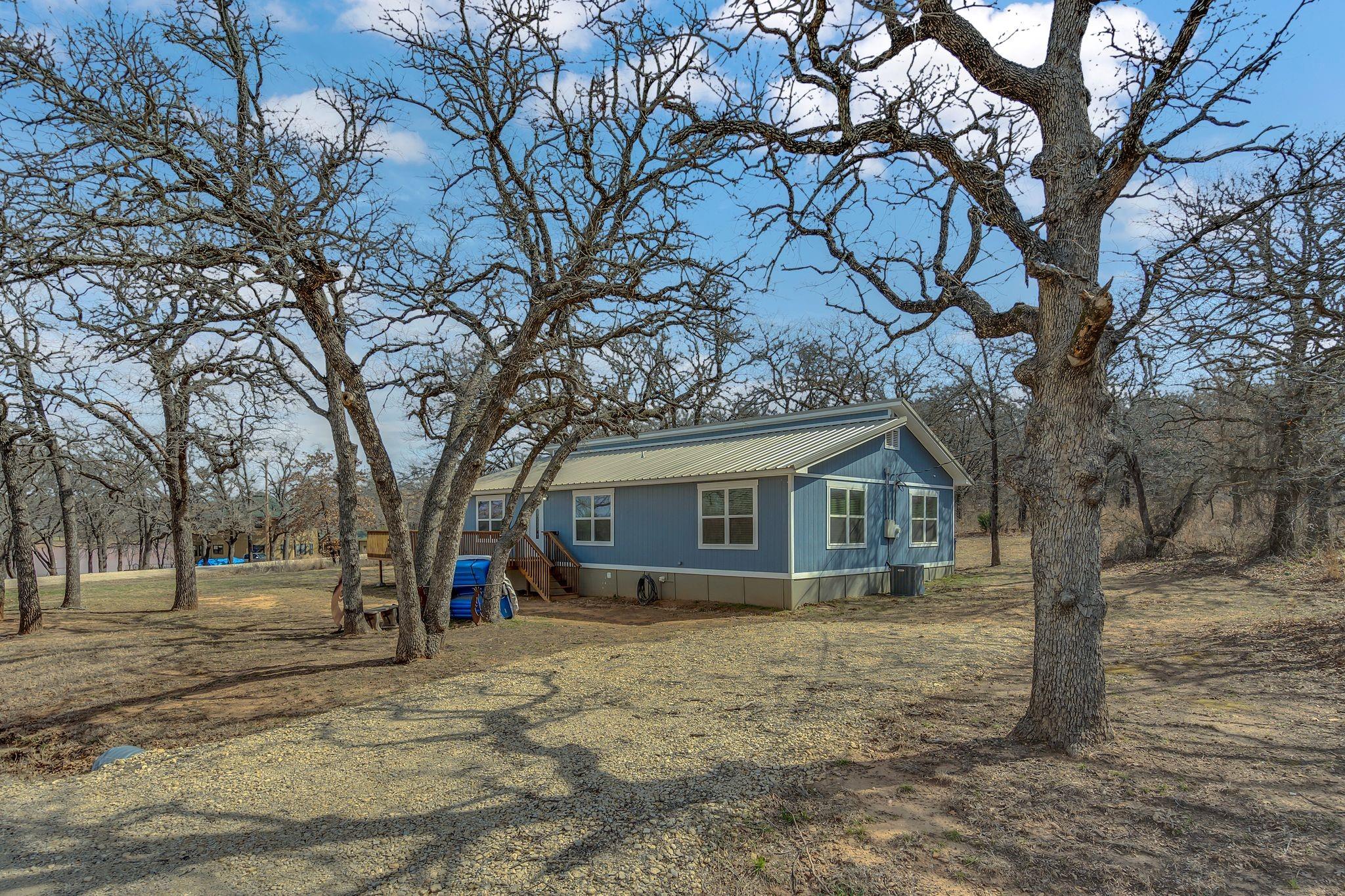 main property photo 25