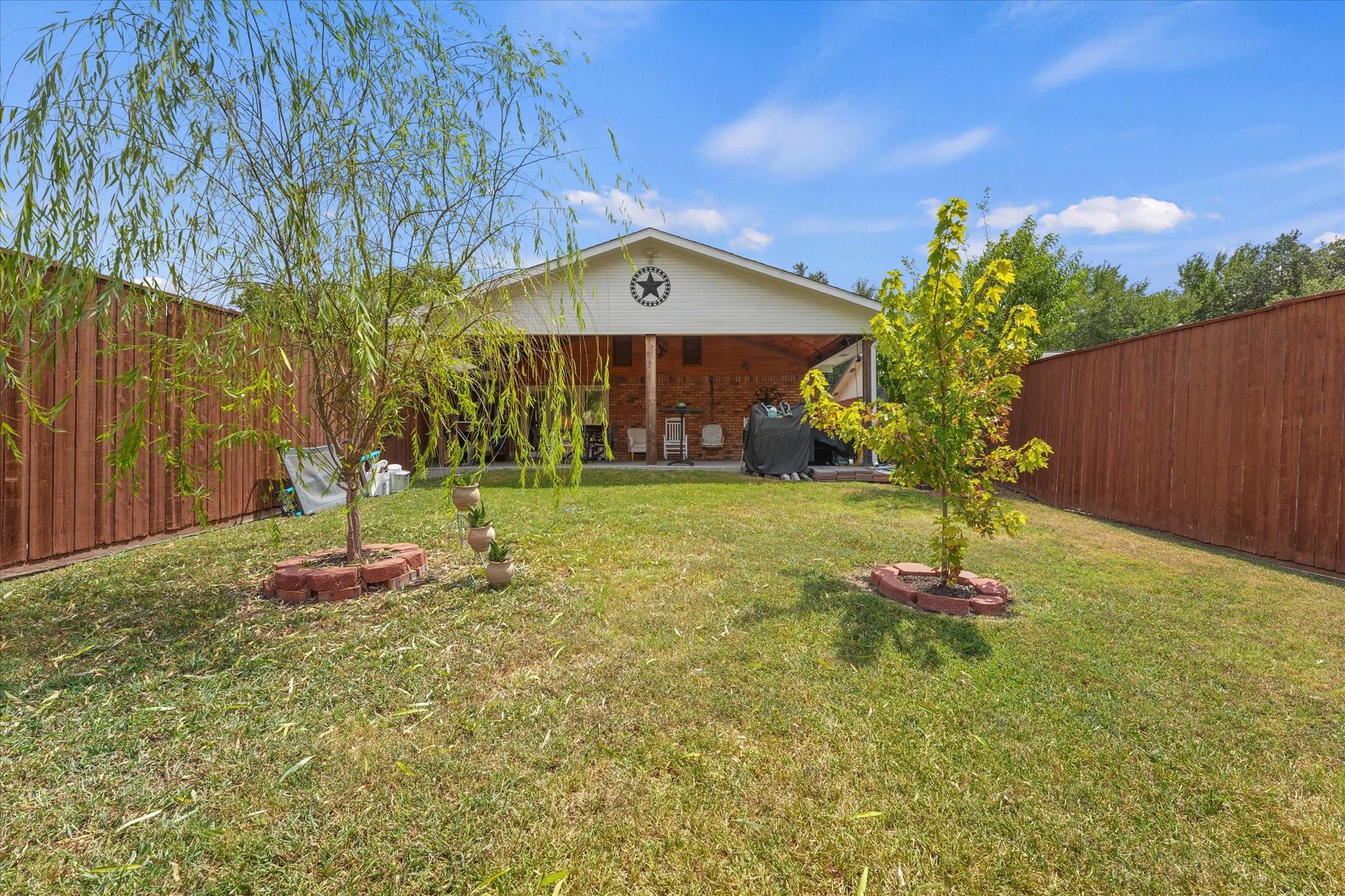 main property photo 23