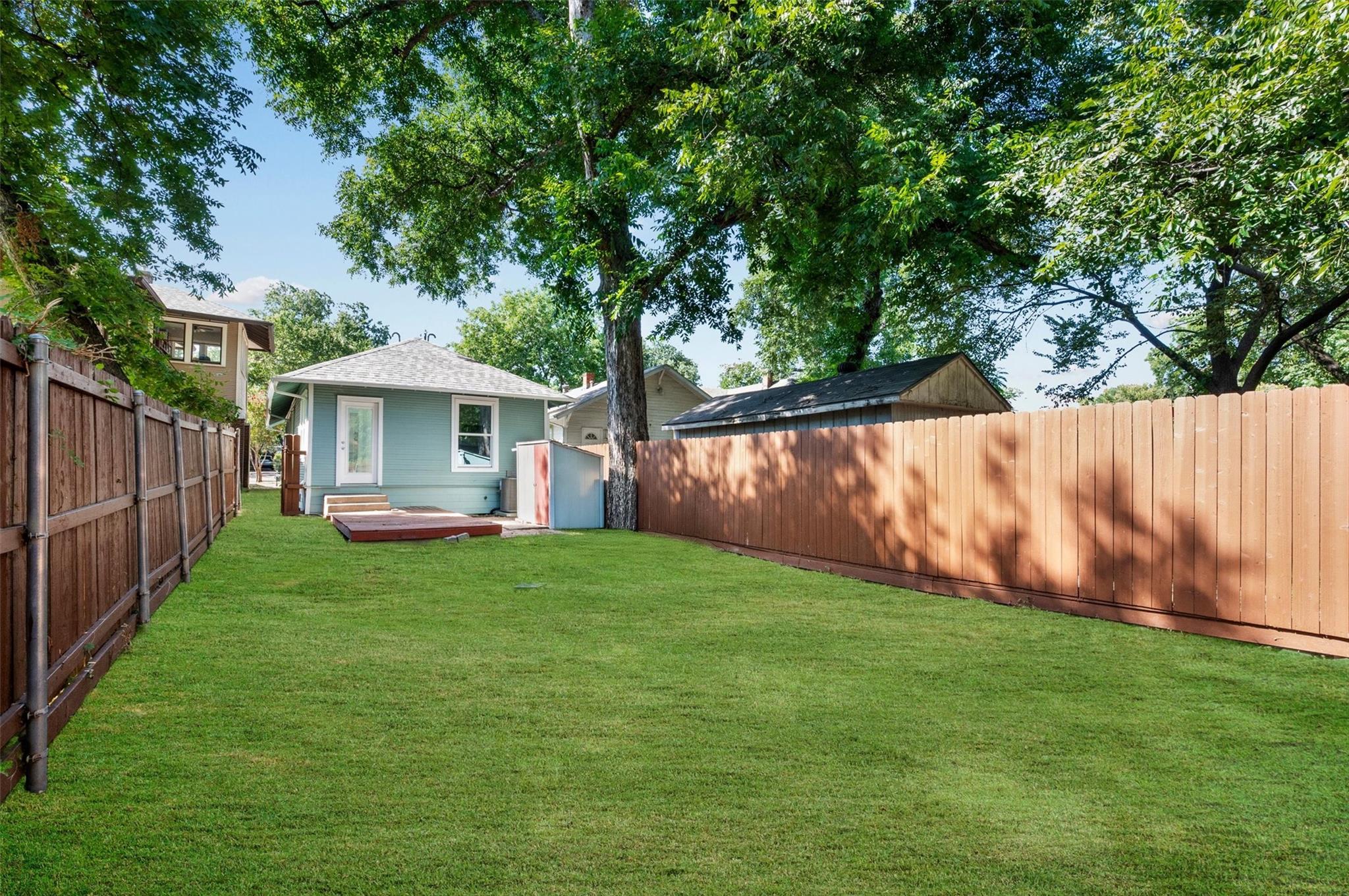 main property photo 24