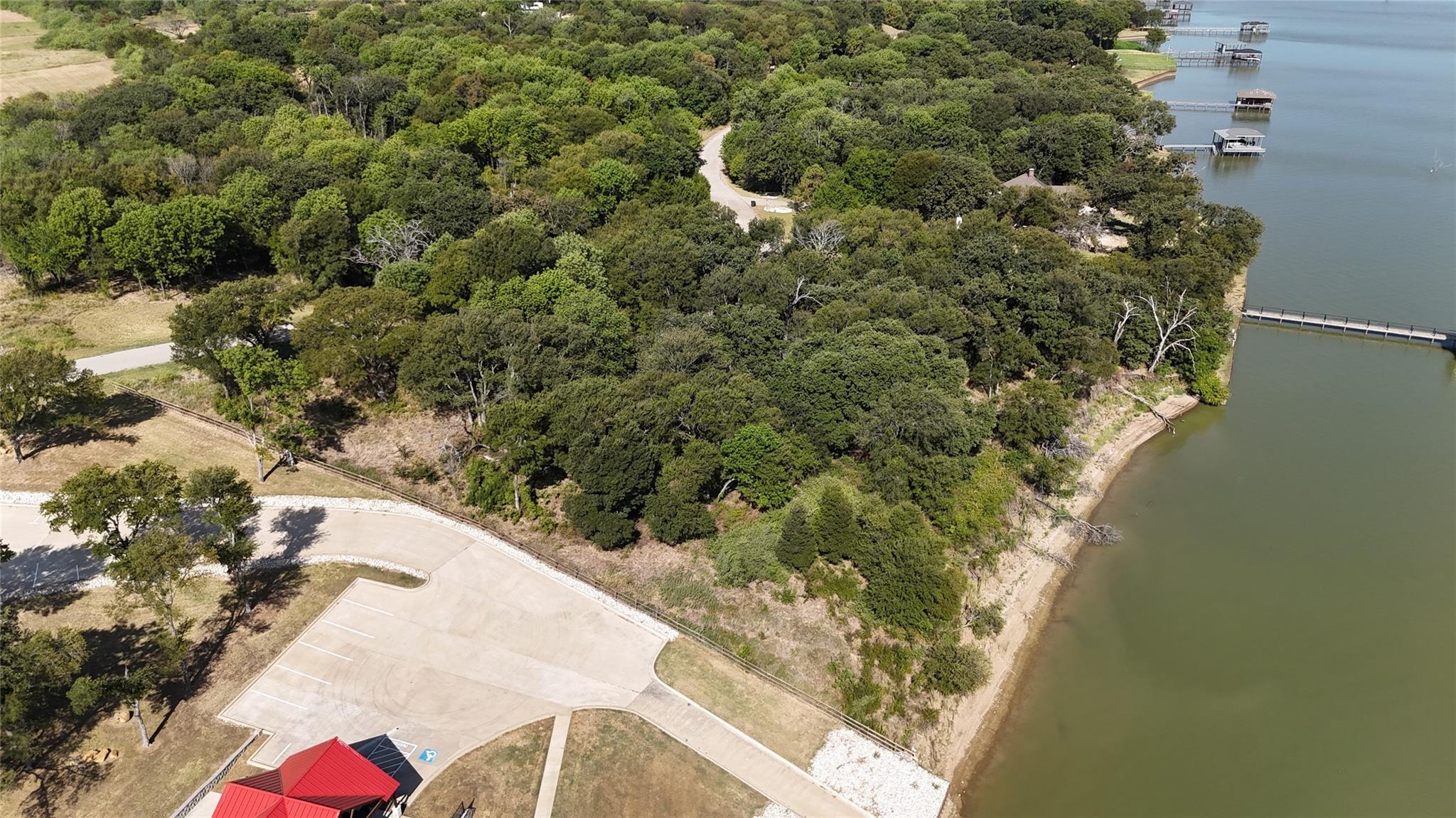main property photo 26