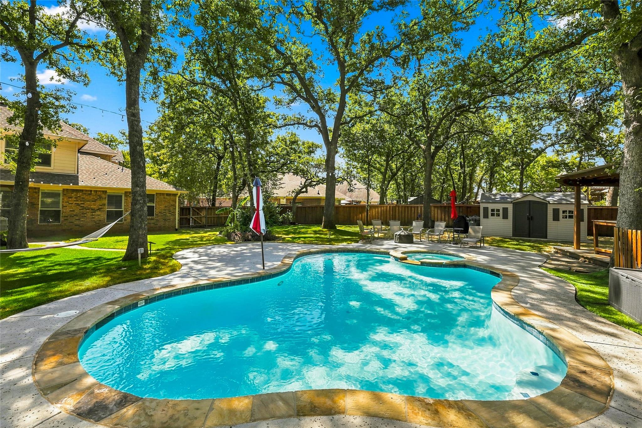 main property photo 35