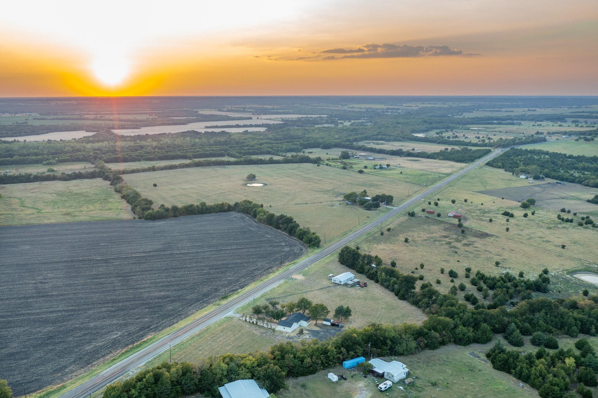 main property photo 36
