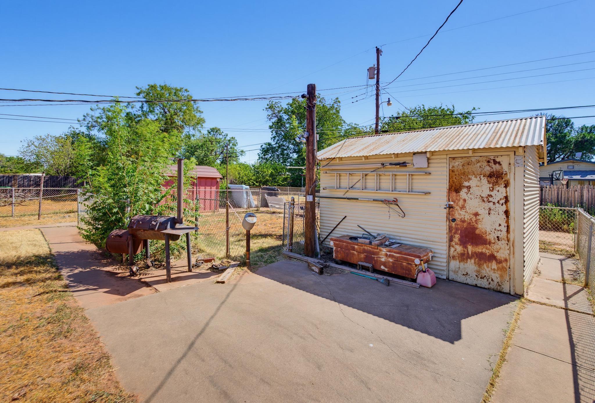 main property photo 15