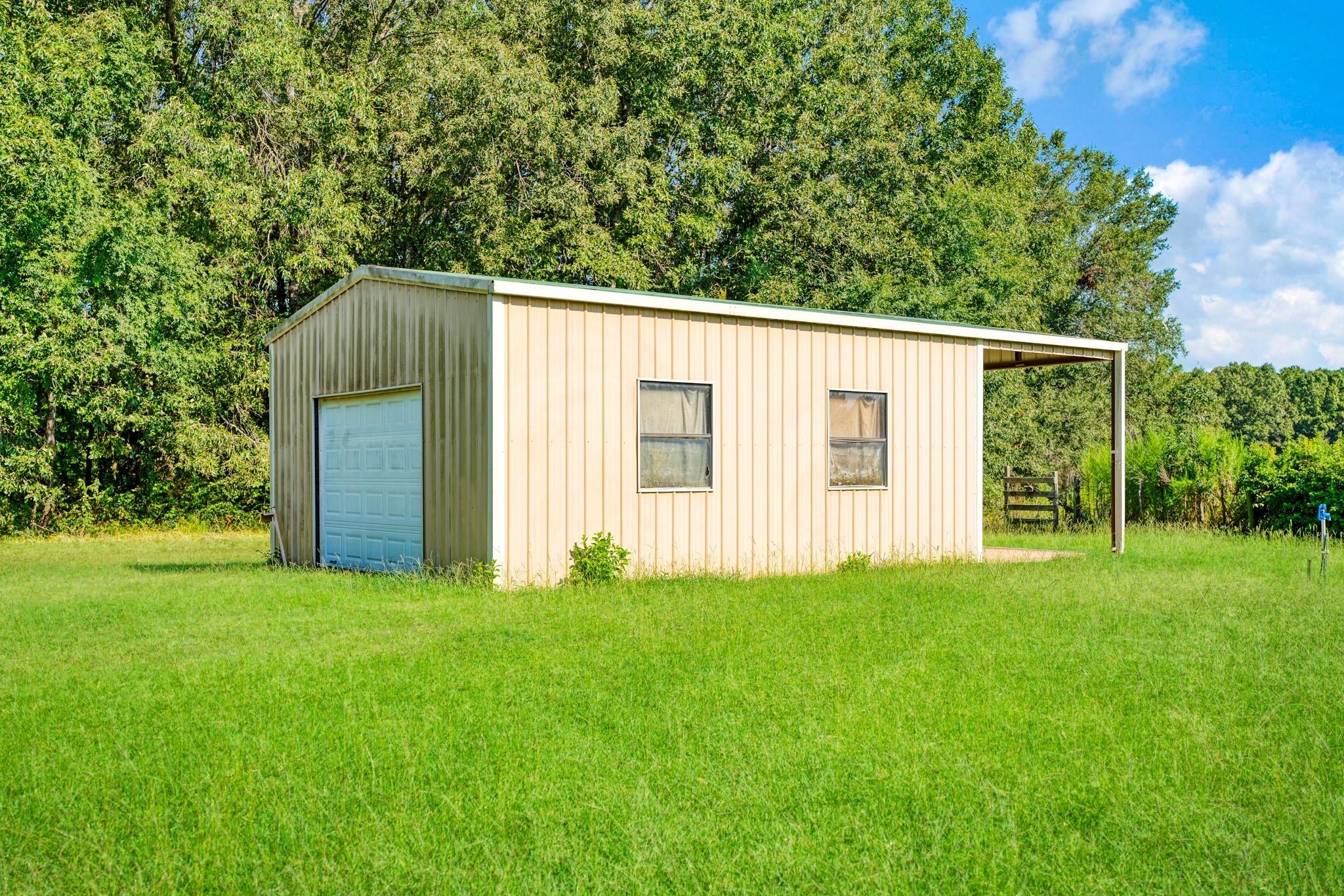 main property photo 12