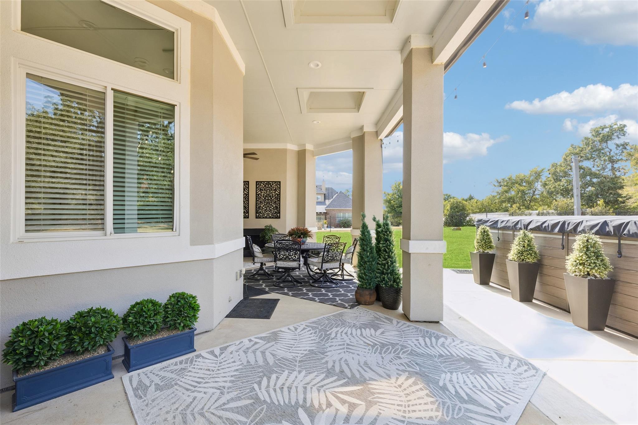 main property photo 35