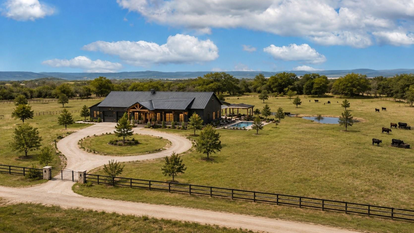 main property photo 0