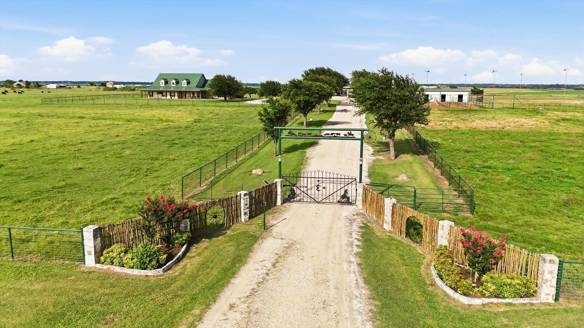 main property photo 32